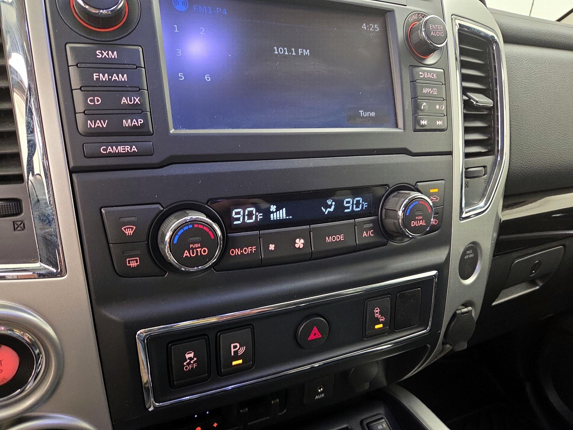 Thumbnail: 2017 Nissan Titan - 17