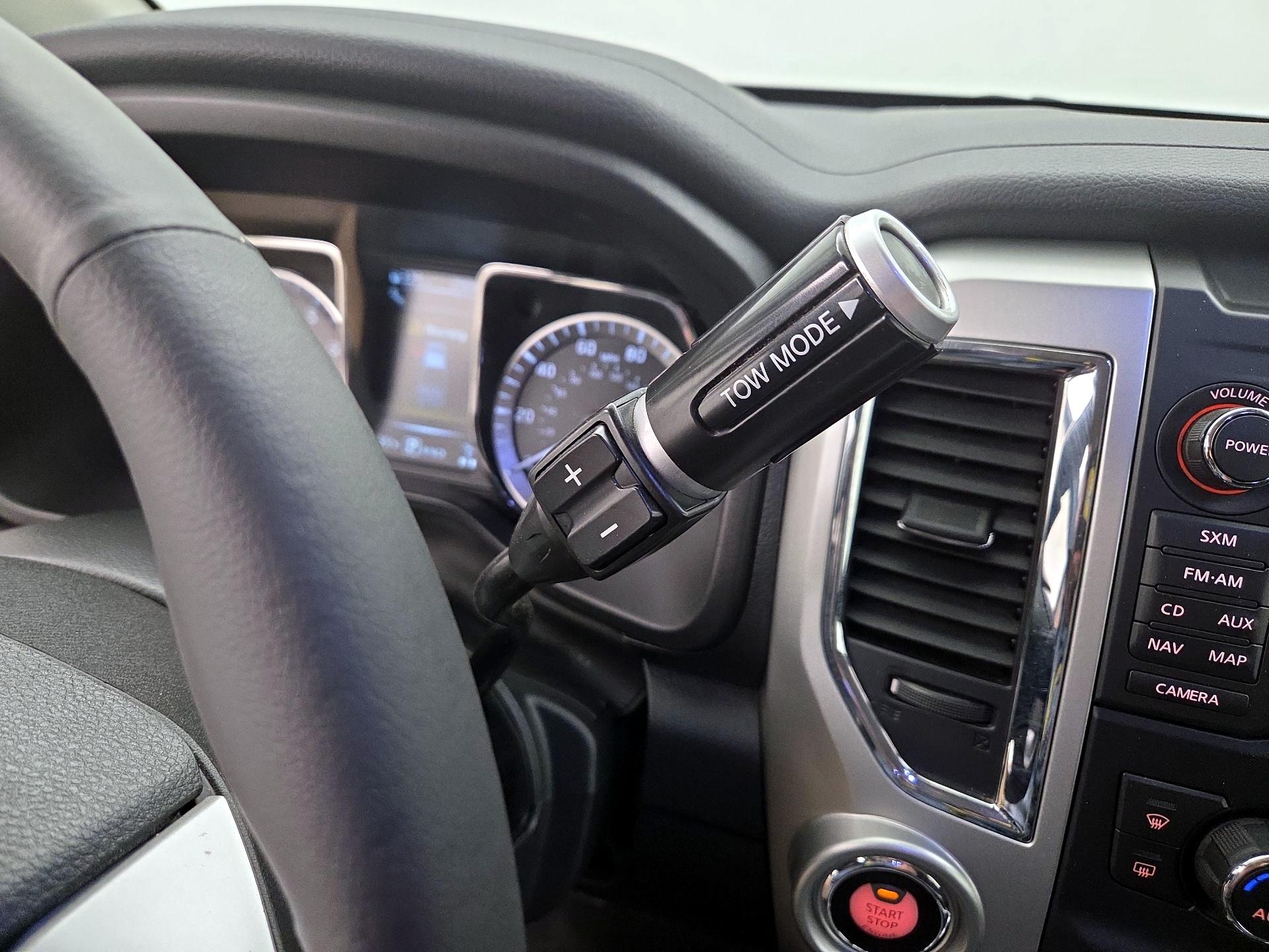 Thumbnail: 2017 Nissan Titan - 18