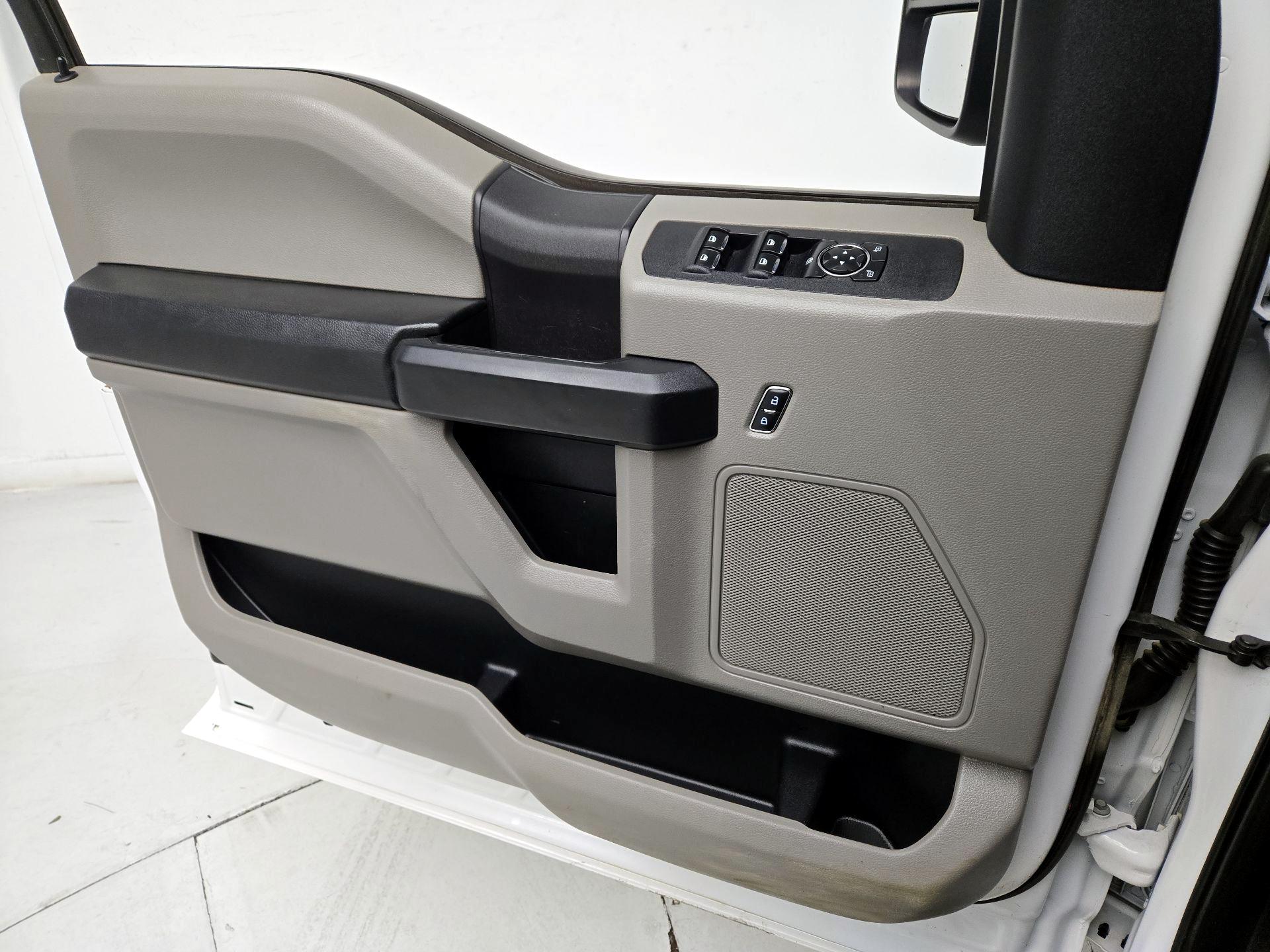 Thumbnail: 2020 Ford F-250 - 12