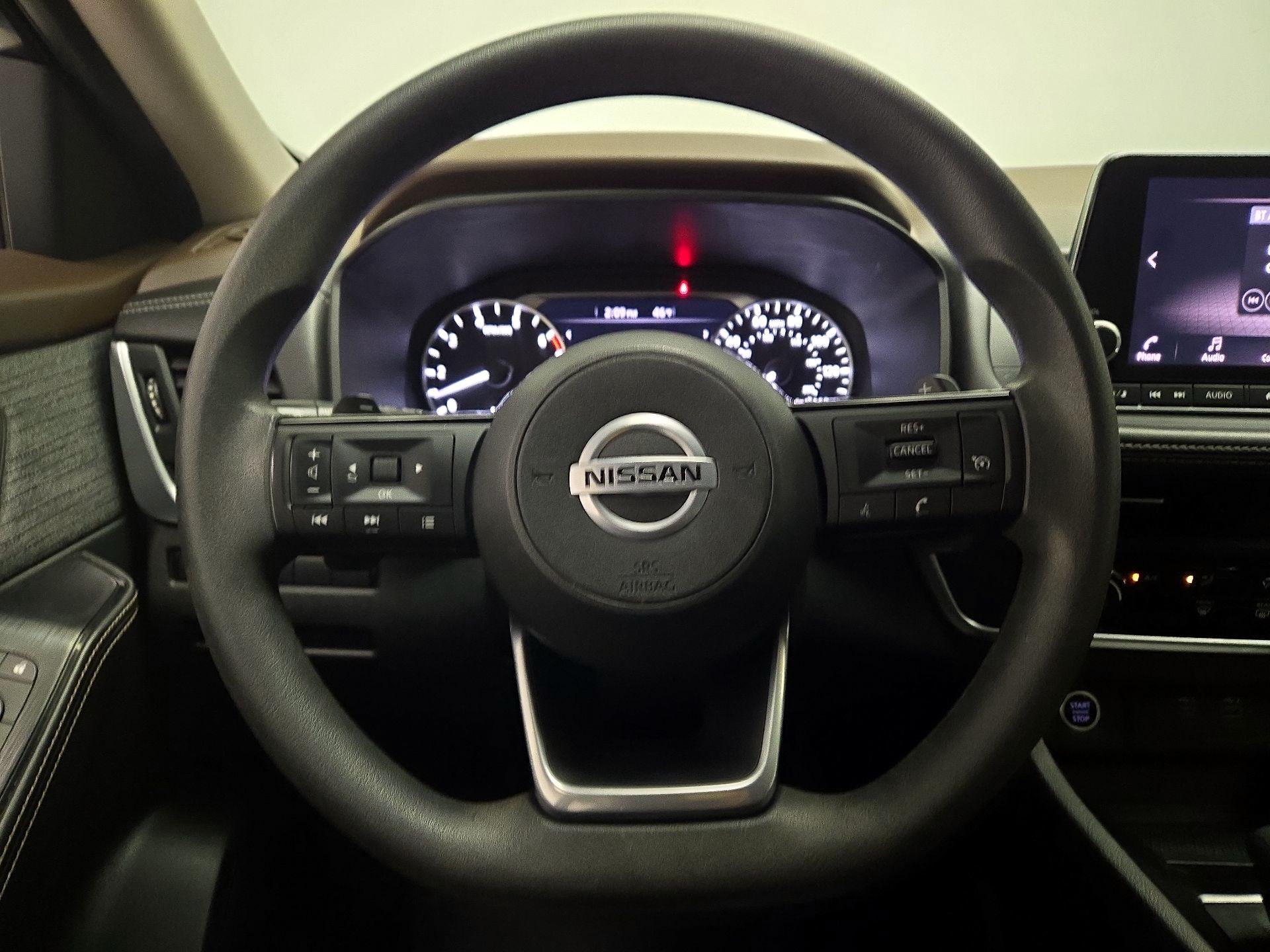 Thumbnail: 2021 Nissan Rogue - 10