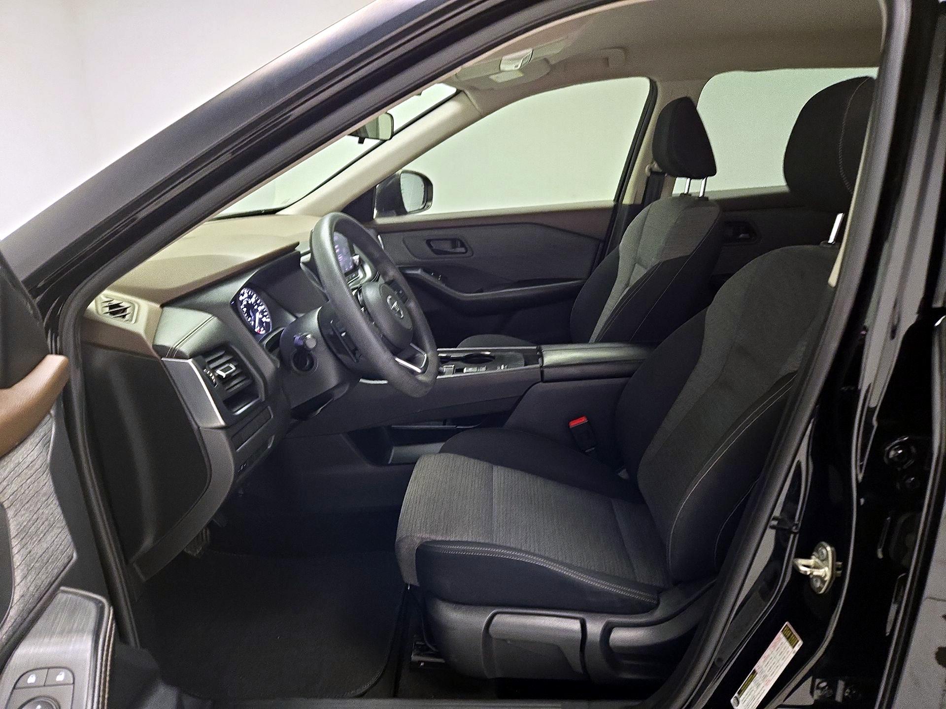 Thumbnail: 2021 Nissan Rogue - 11