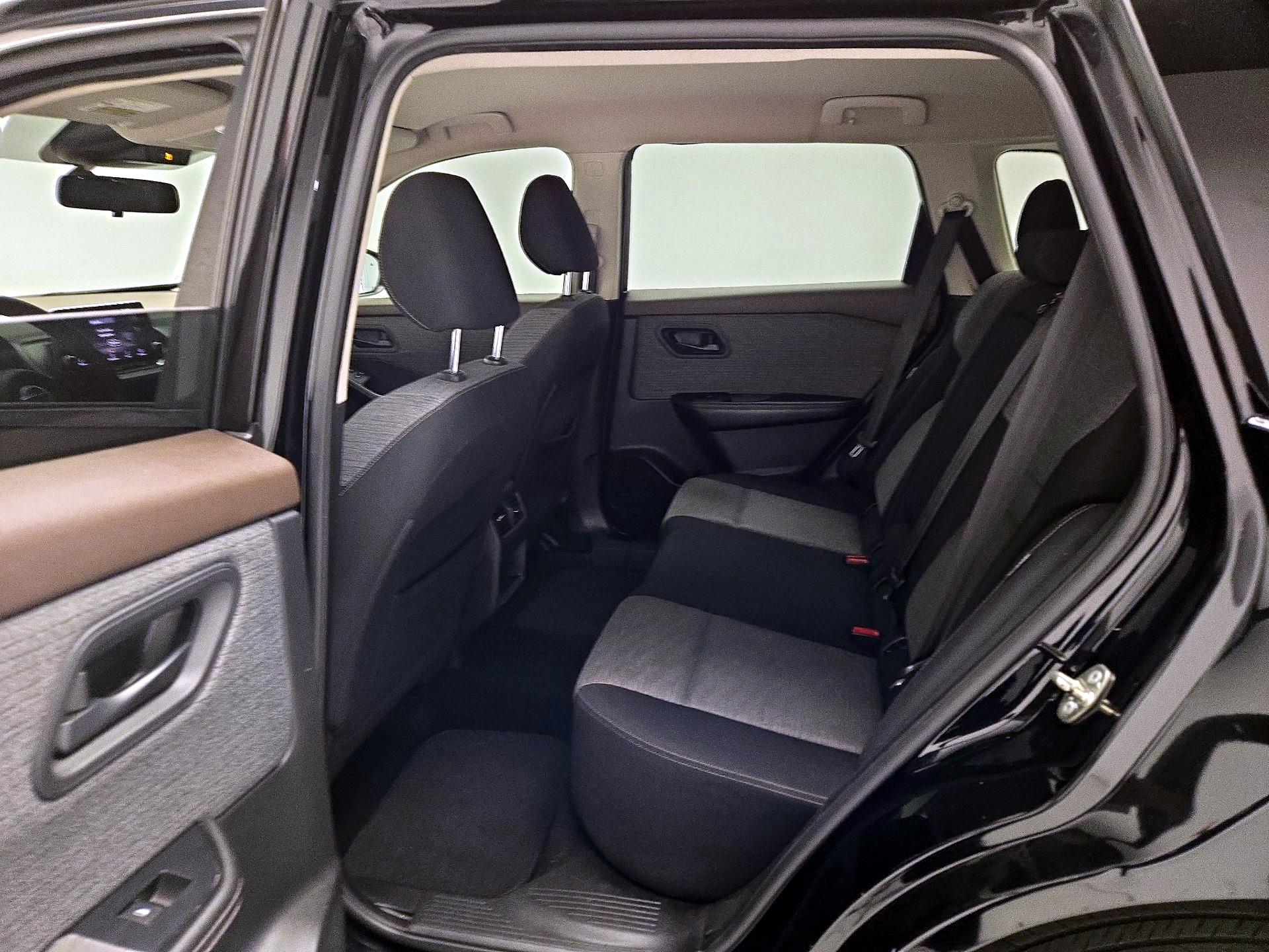 Thumbnail: 2021 Nissan Rogue - 19