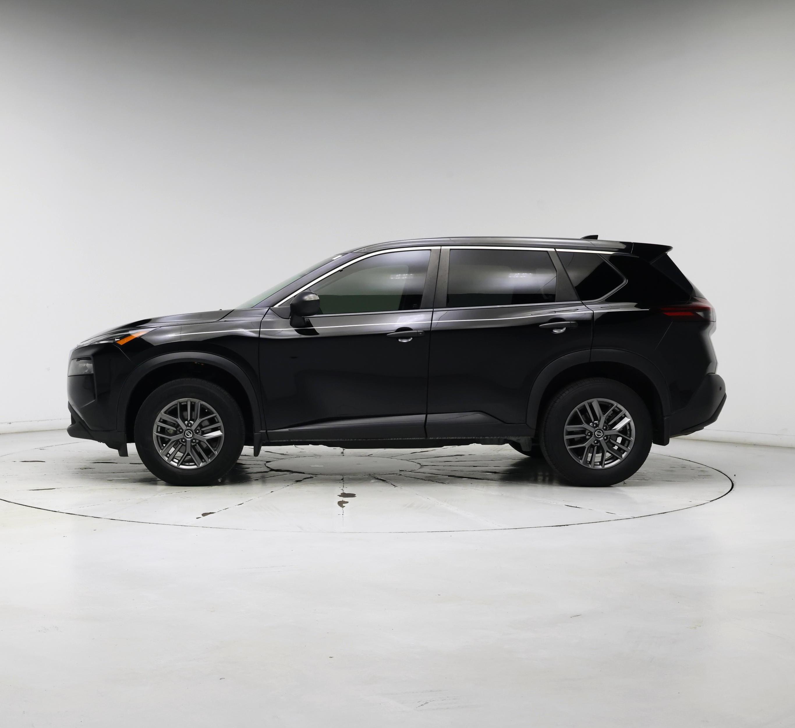 Thumbnail: 2021 Nissan Rogue - 3