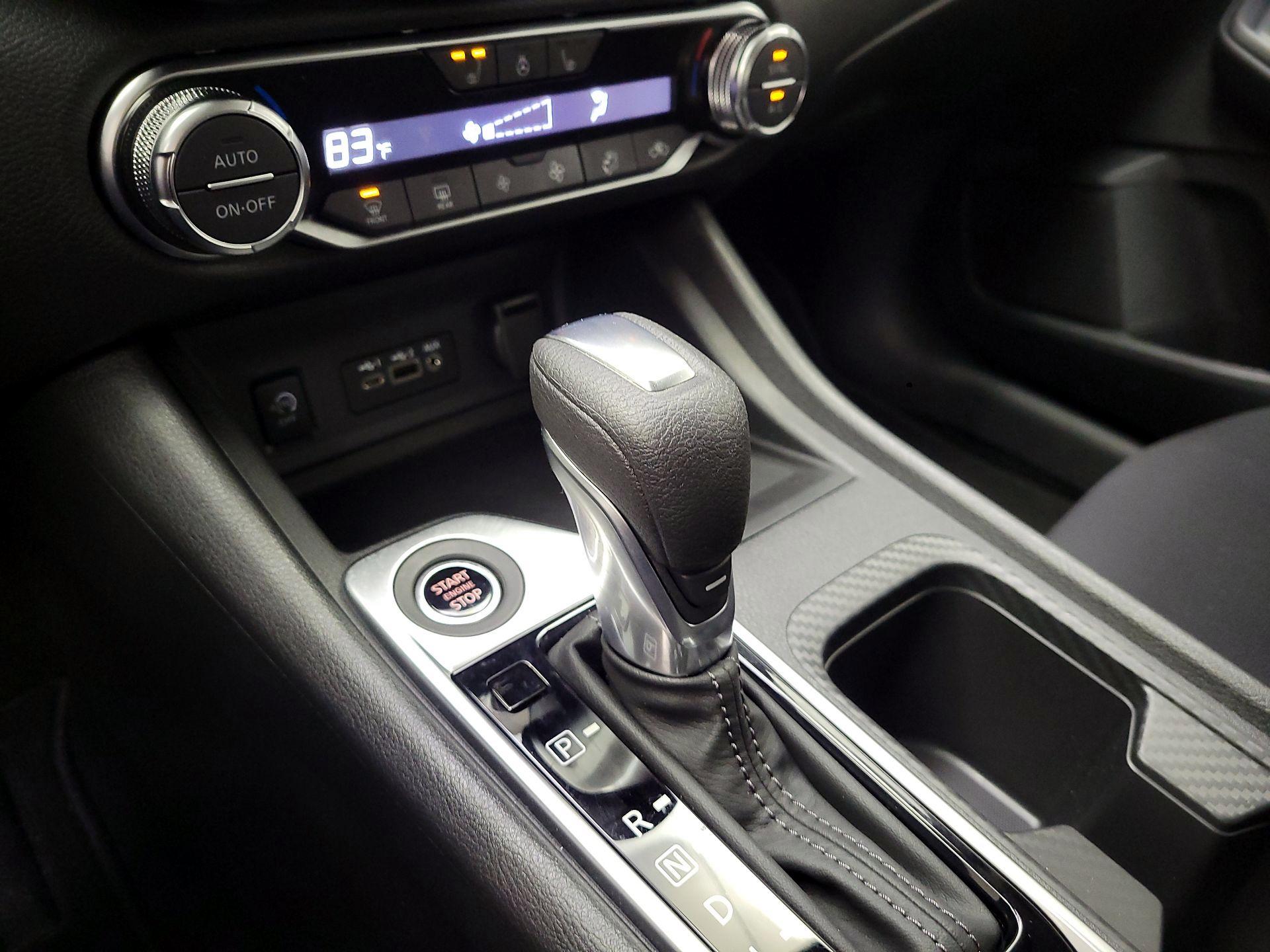 Thumbnail: 2025 Nissan Sentra - 17