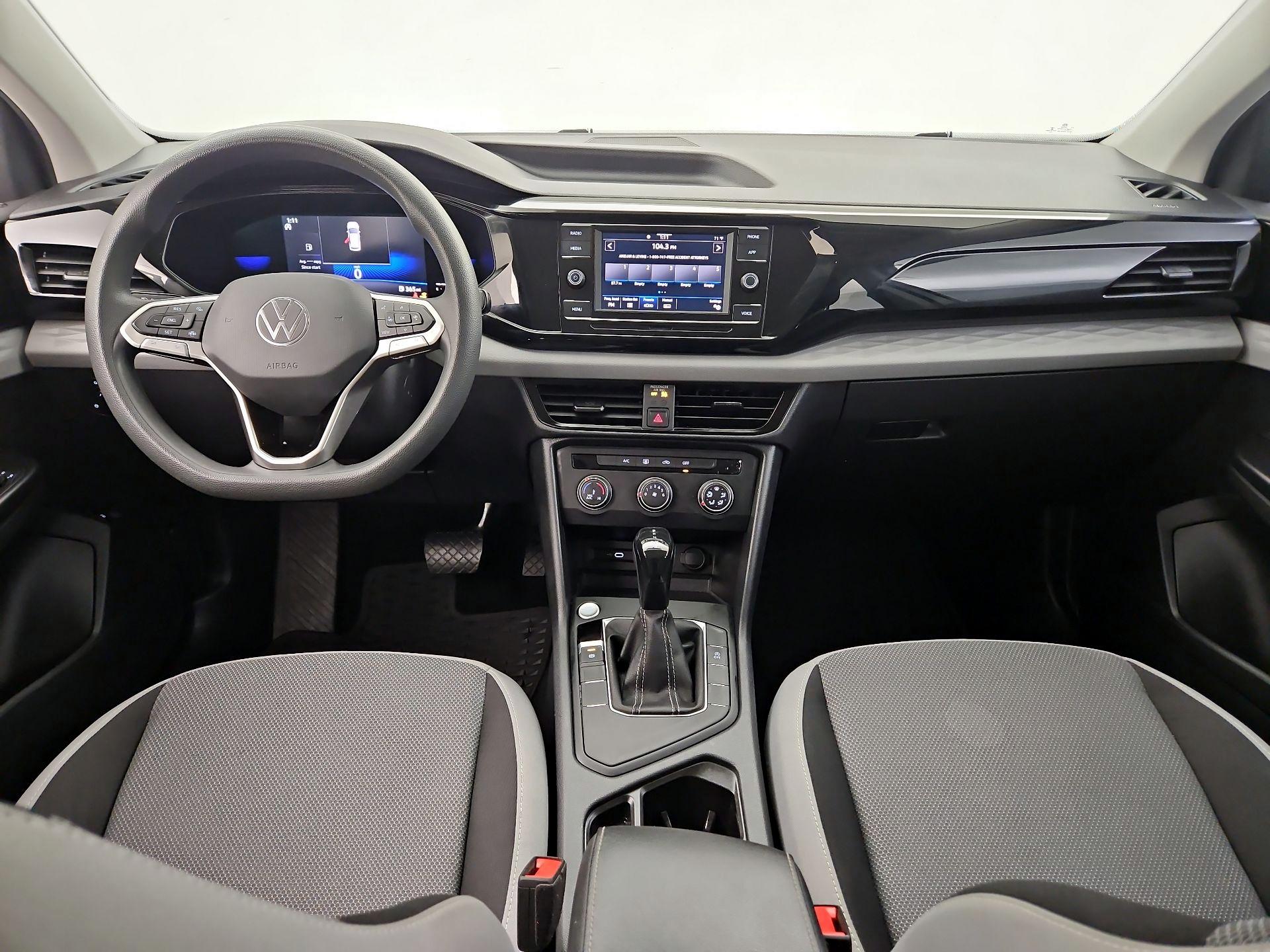 Thumbnail: 2022 Volkswagen Taos - 9