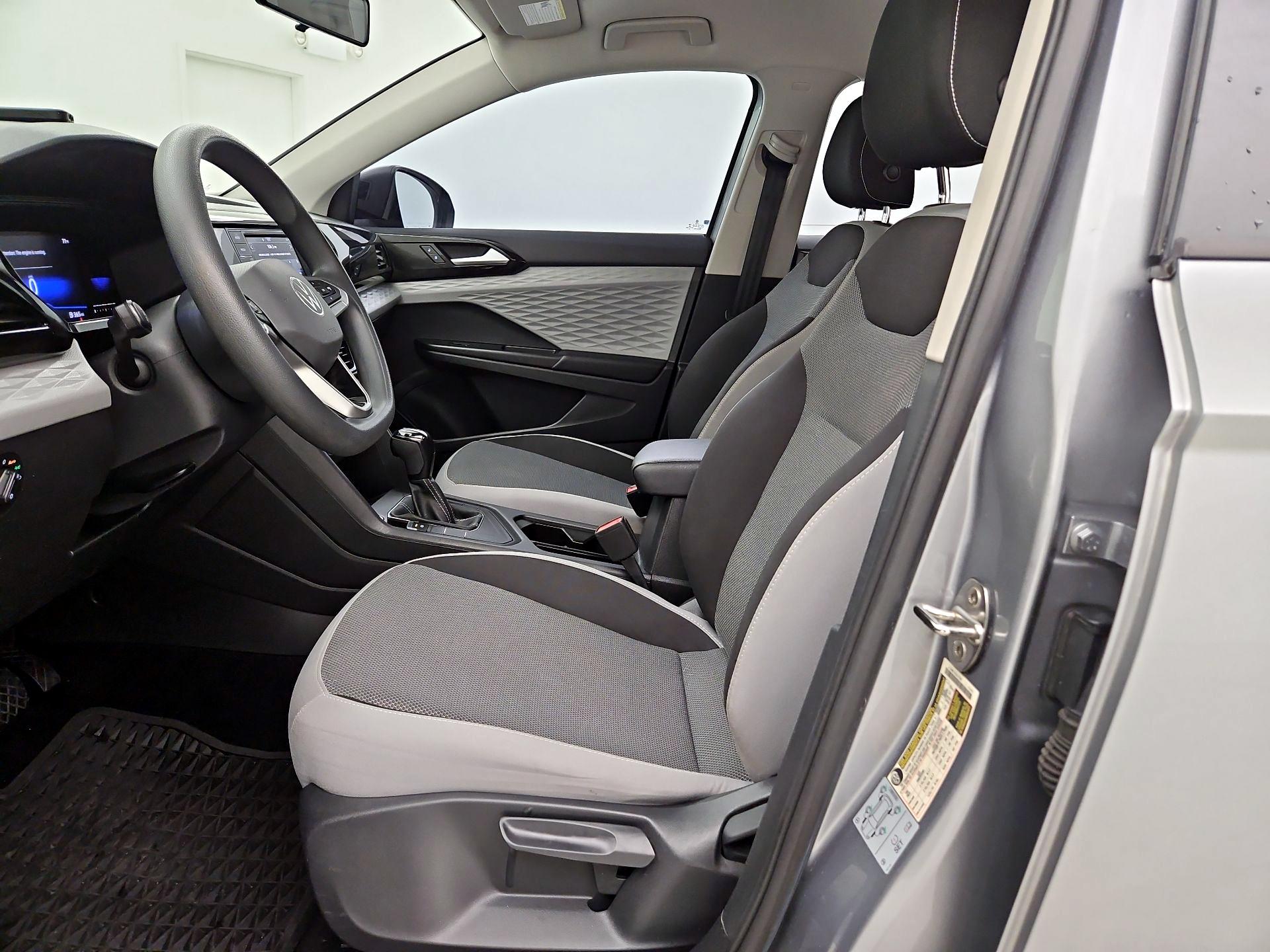 Thumbnail: 2022 Volkswagen Taos - 11