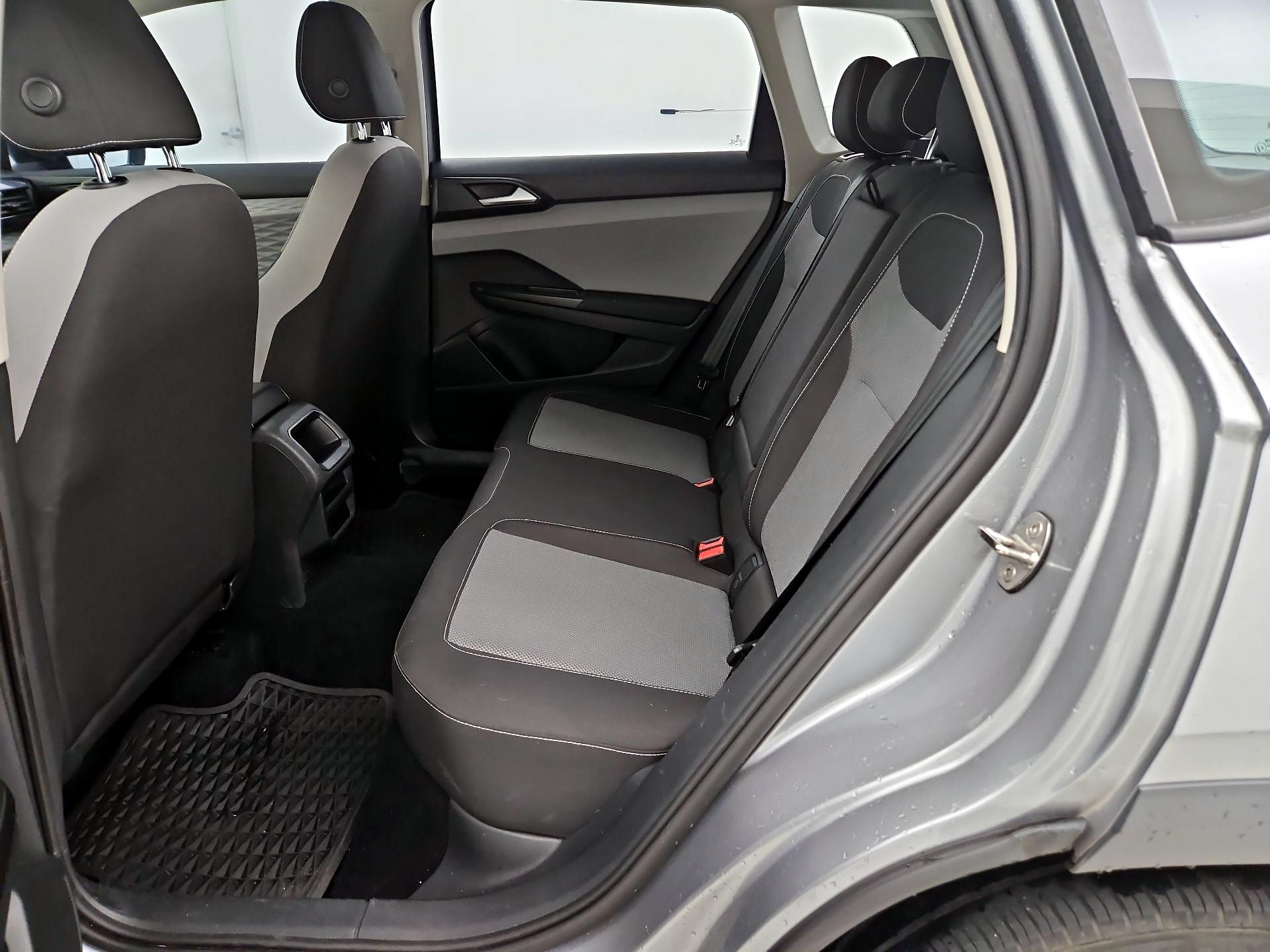 Thumbnail: 2022 Volkswagen Taos - 19