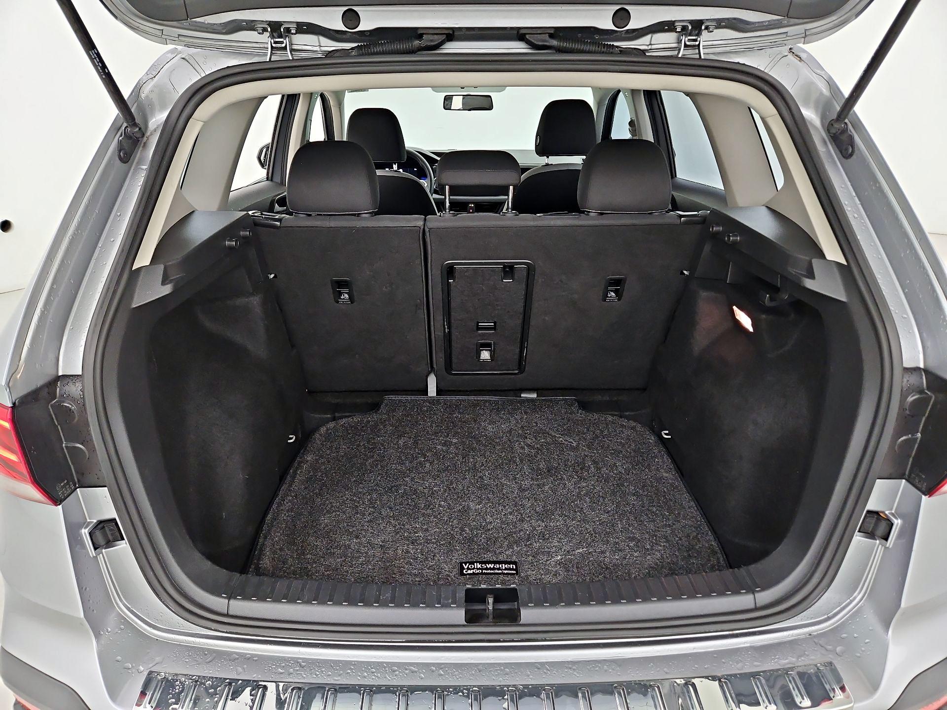 Thumbnail: 2022 Volkswagen Taos - 20