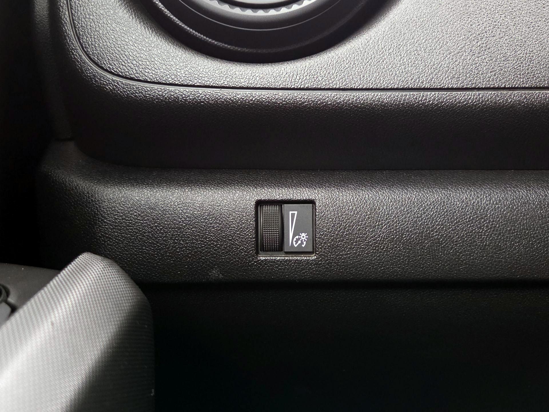 Thumbnail: 2024 Chevrolet Colorado - 13