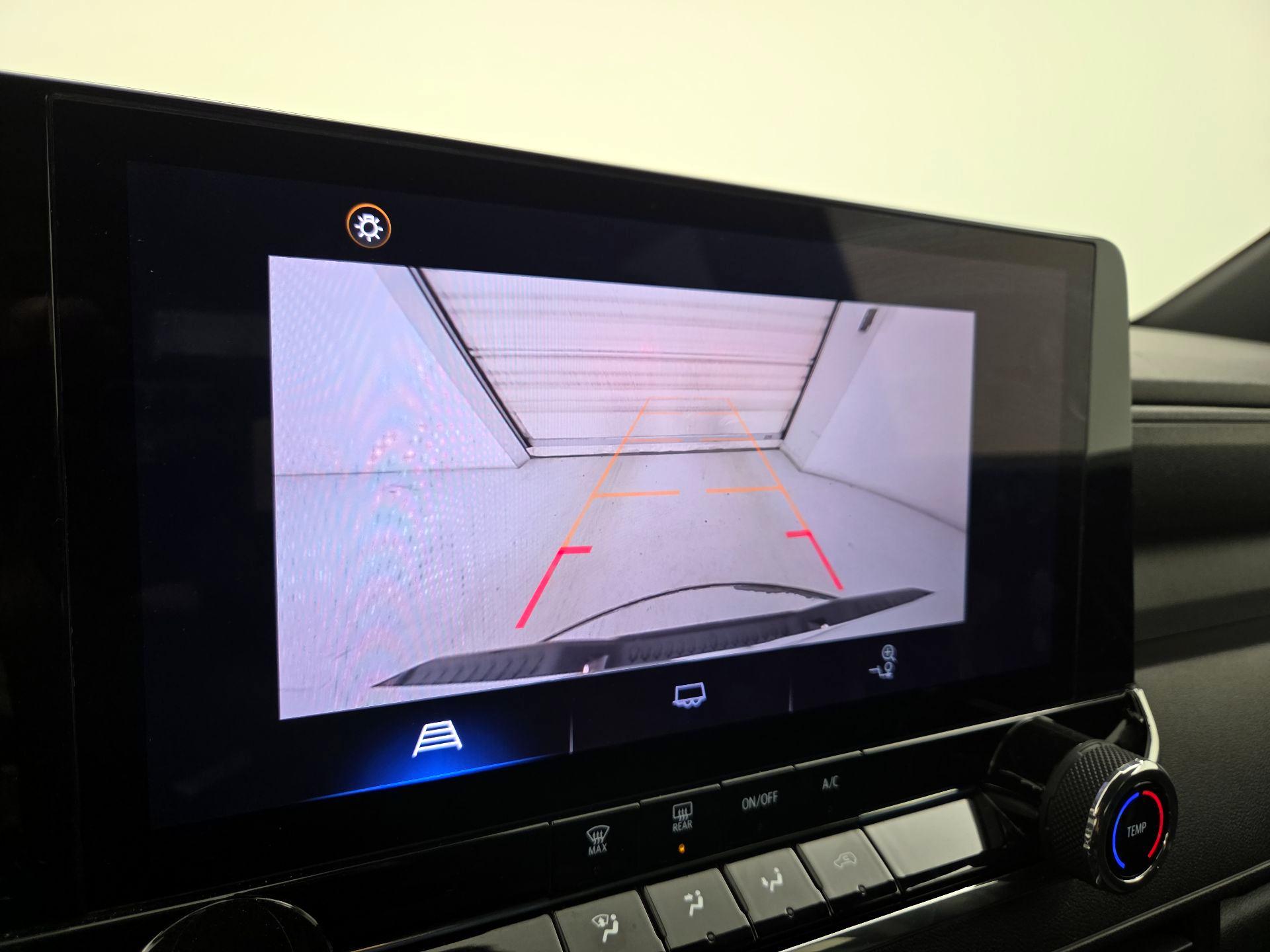 Thumbnail: 2024 Chevrolet Colorado - 14