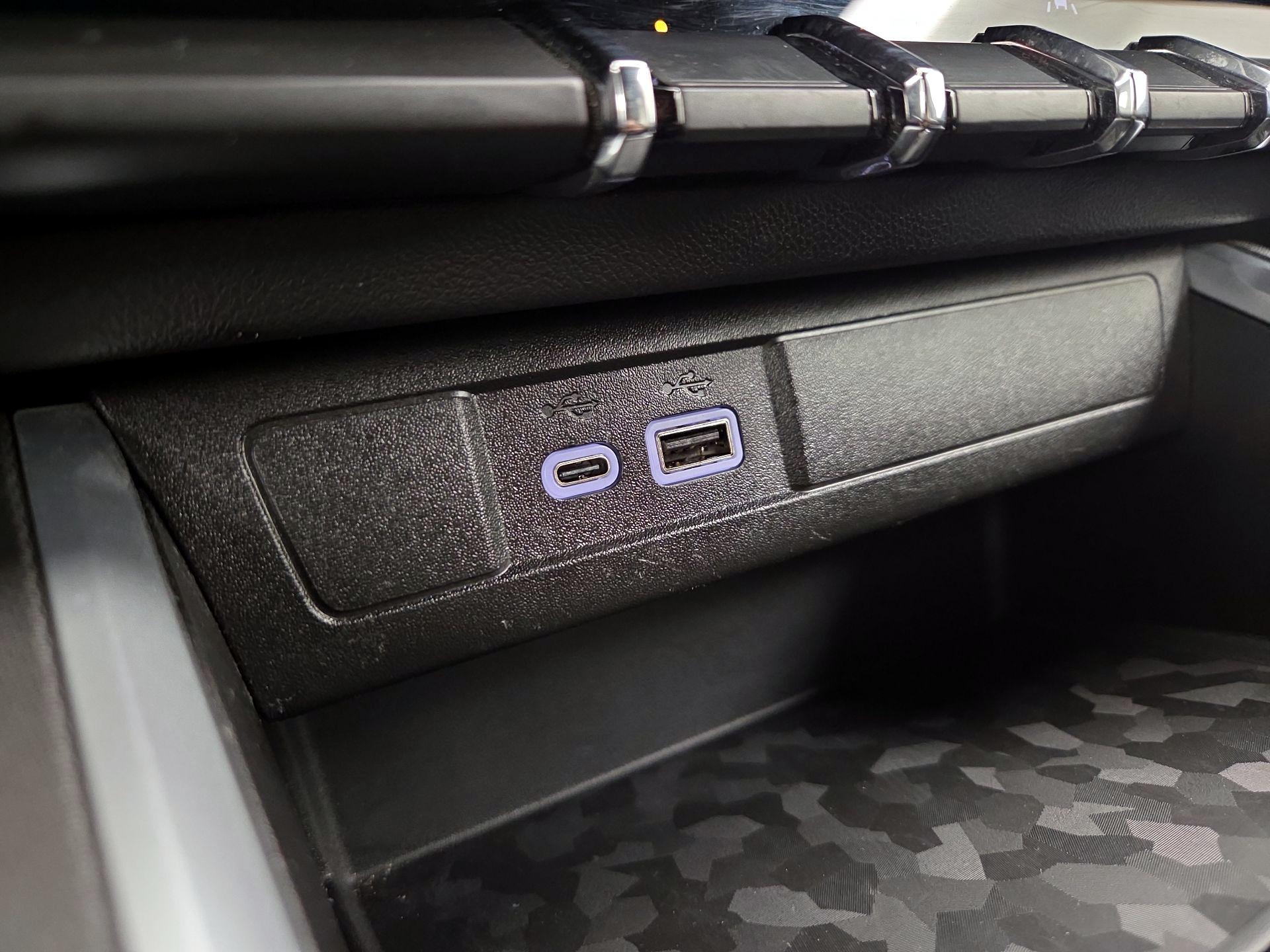 Thumbnail: 2024 Chevrolet Colorado - 18