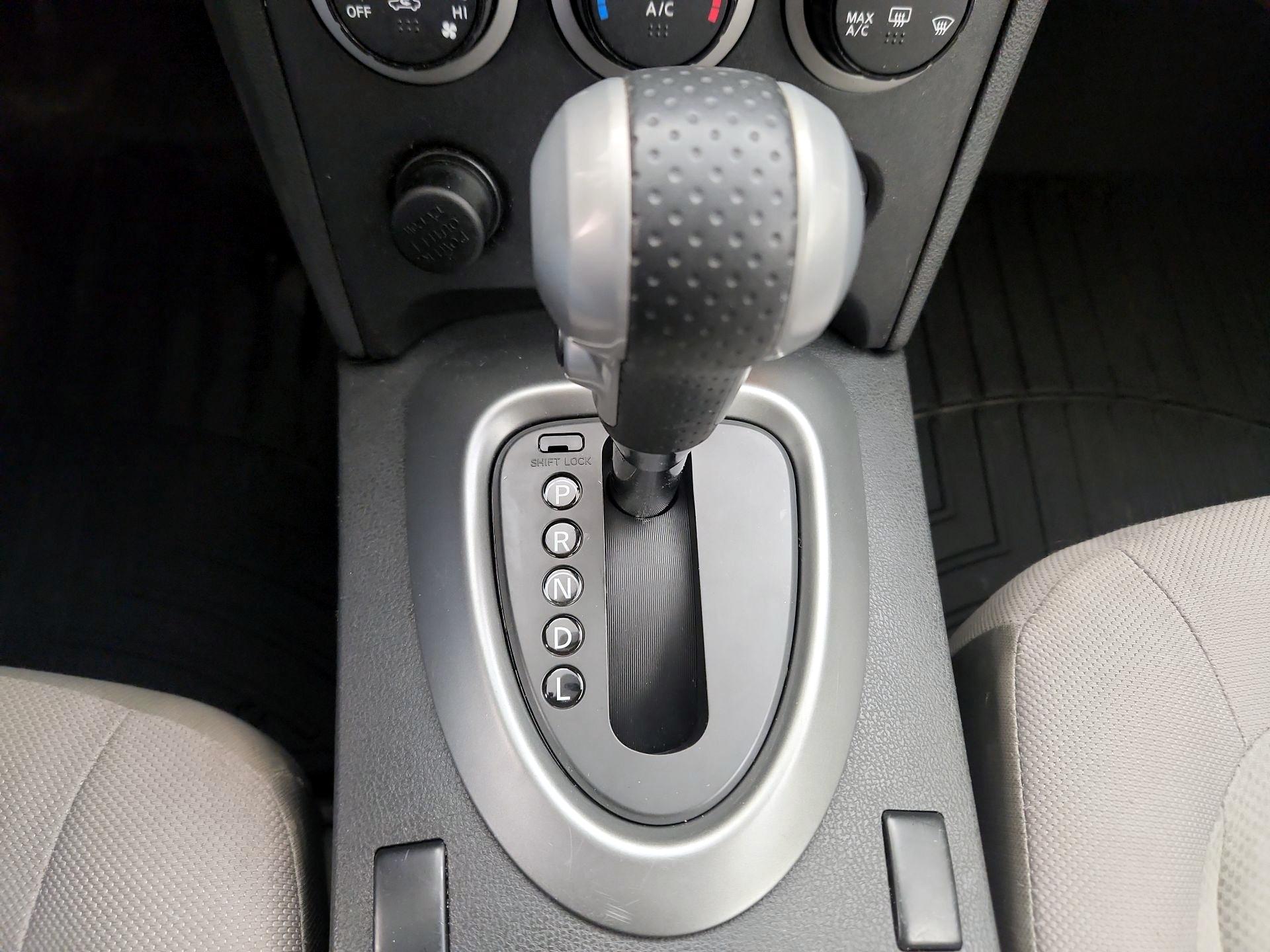 Thumbnail: 2014 Nissan Rogue - 16