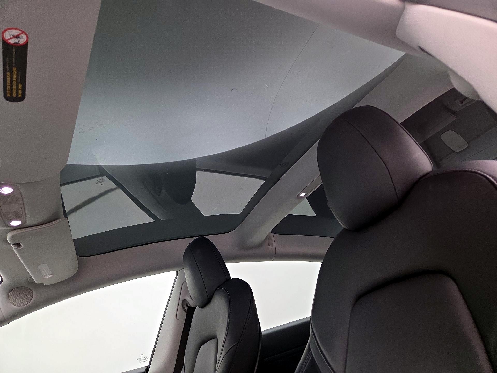 Thumbnail: 2020 Tesla Model 3 - 18