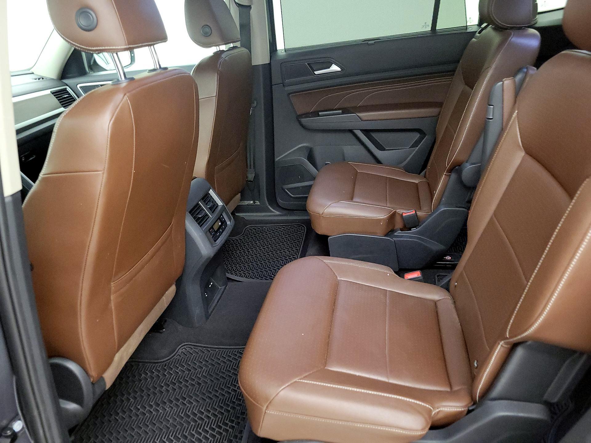 Thumbnail: 2022 Volkswagen Atlas - 20