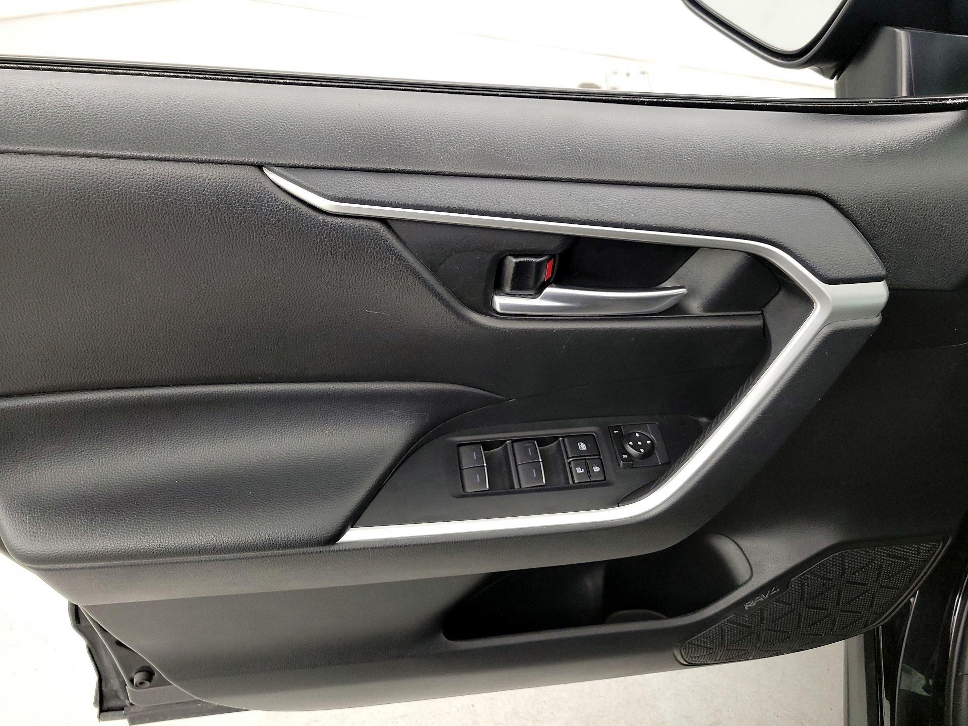 Thumbnail: 2023 Toyota RAV4 - 12