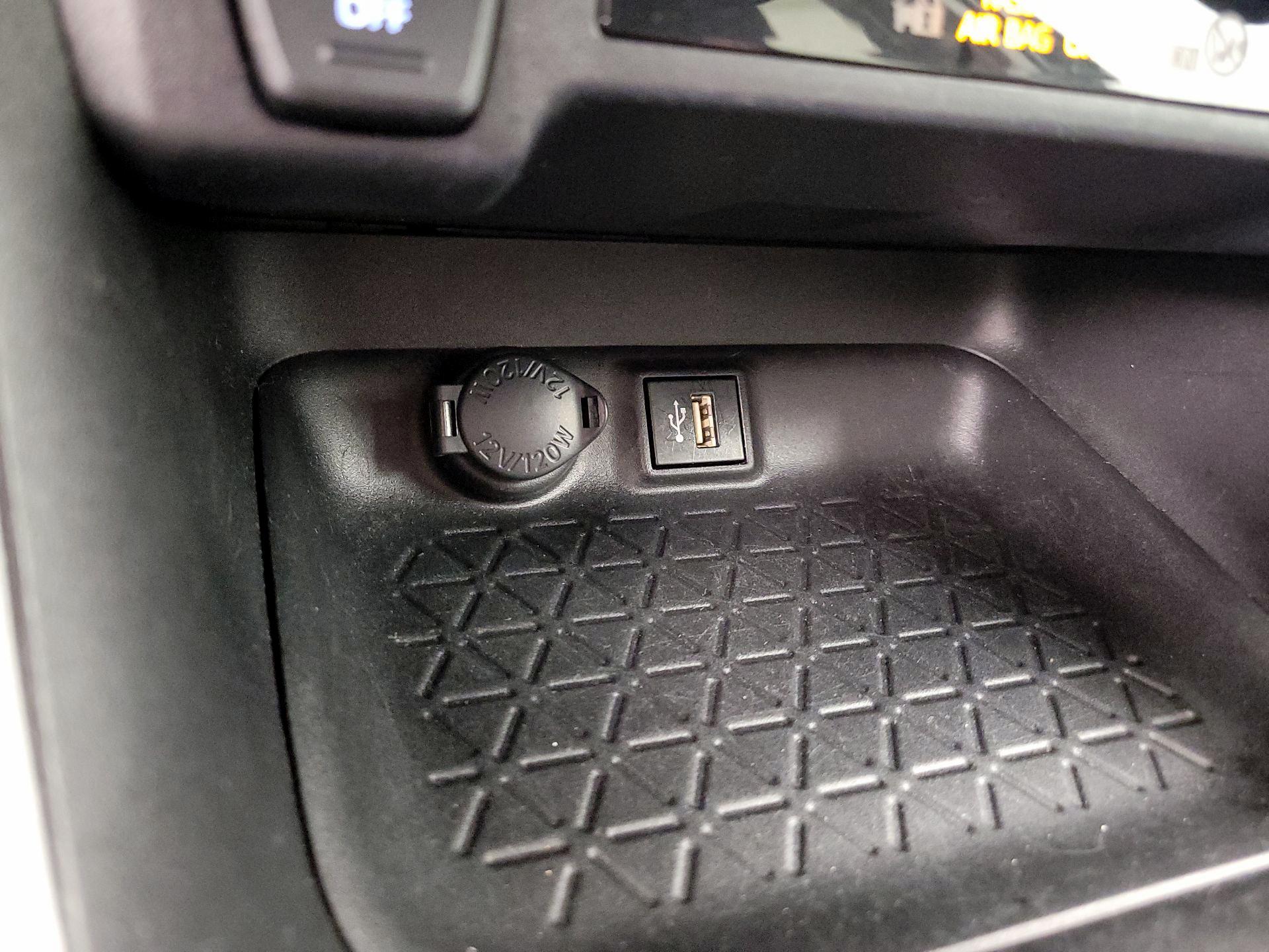 Thumbnail: 2023 Toyota RAV4 - 19