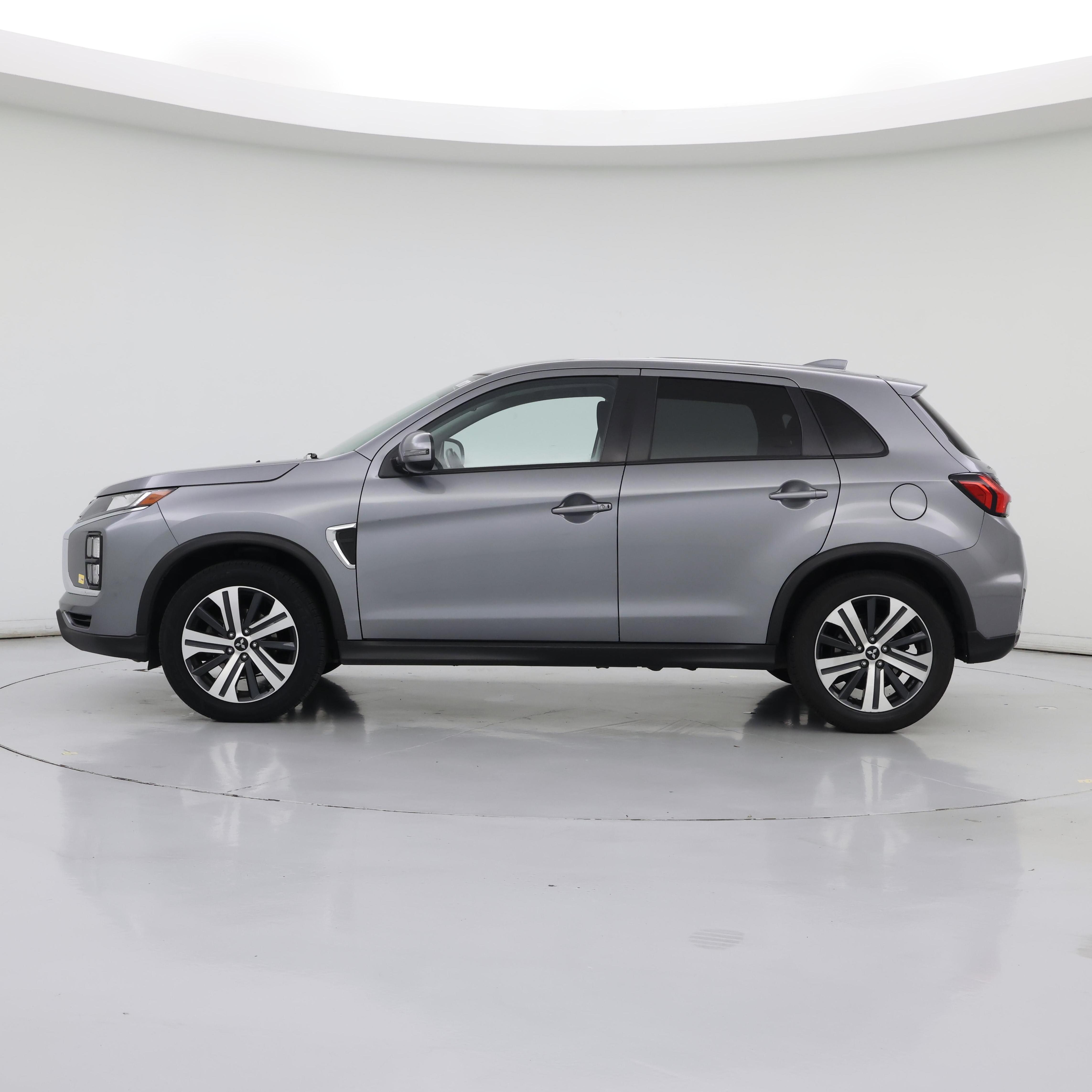 Thumbnail: 2021 Mitsubishi Outlander Sport - 3