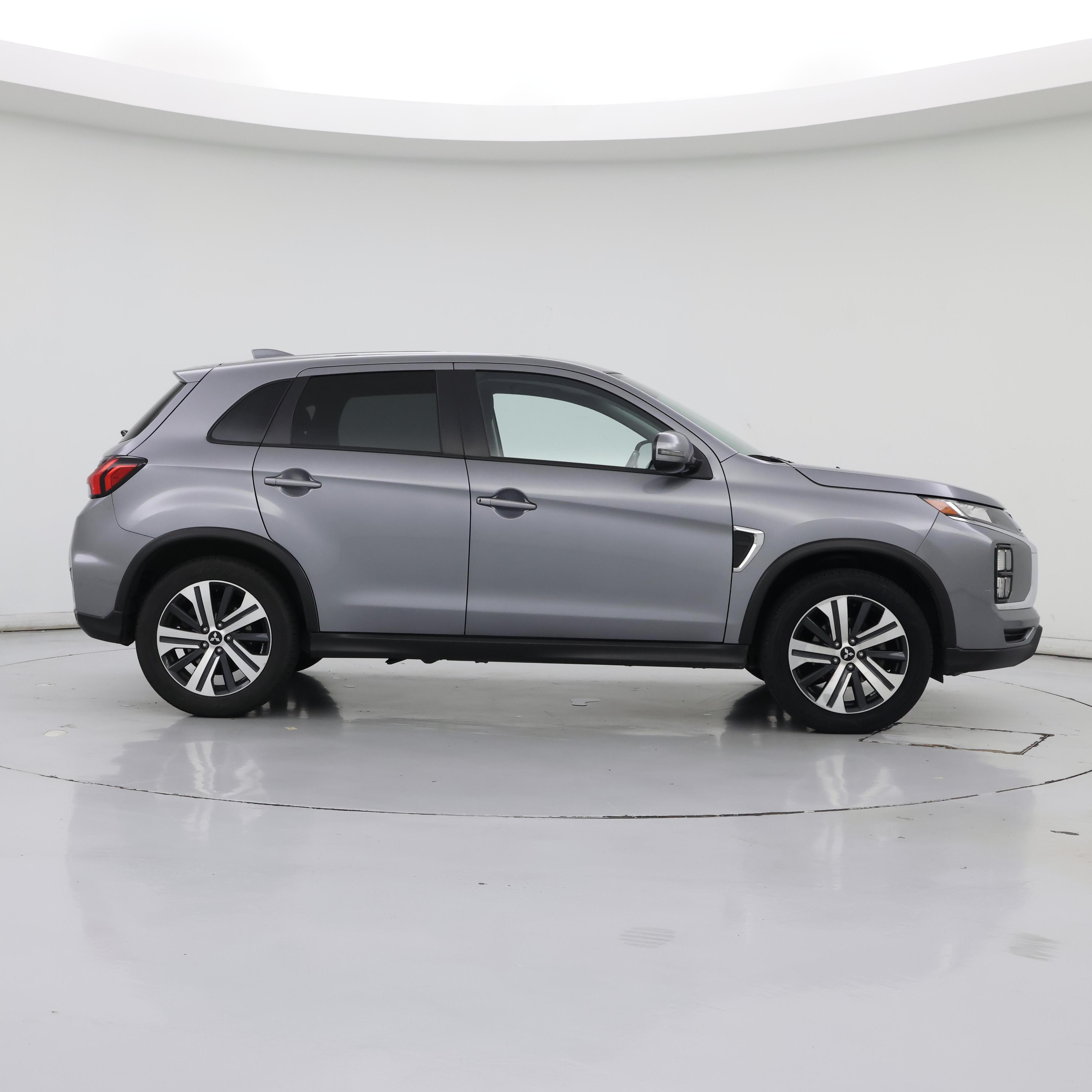 Thumbnail: 2021 Mitsubishi Outlander Sport - 7
