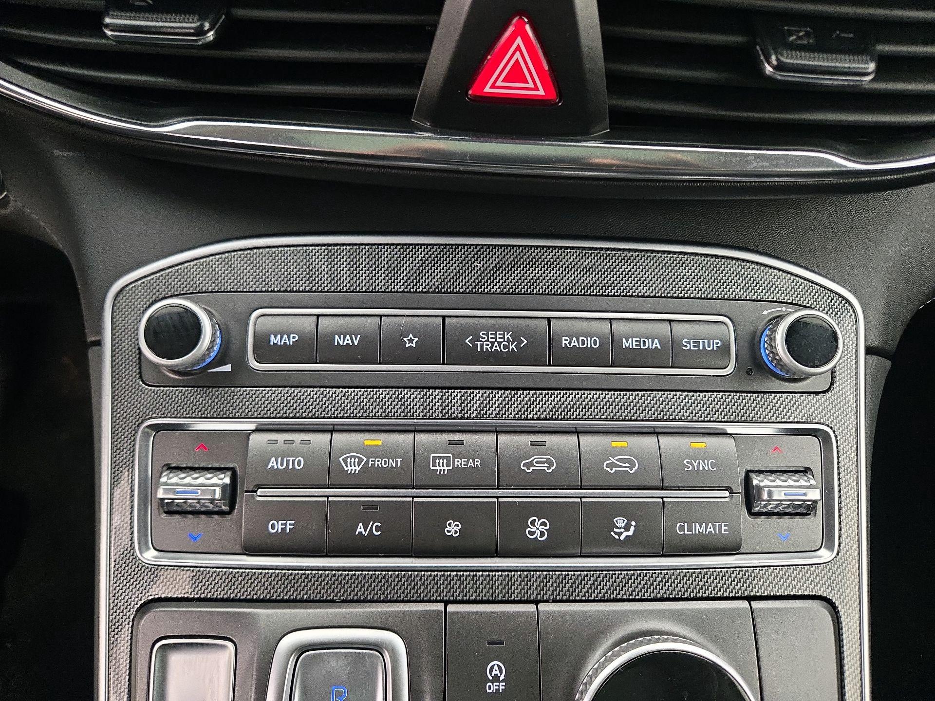 Thumbnail: 2023 Hyundai Santa Fe - 17