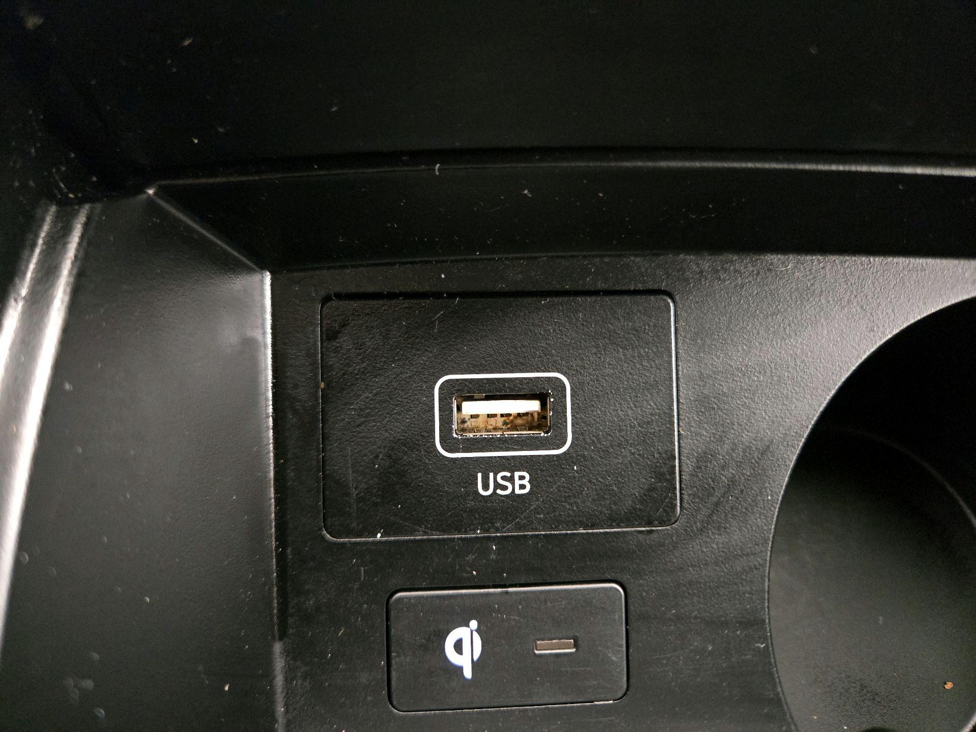 Thumbnail: 2023 Hyundai Santa Fe - 19