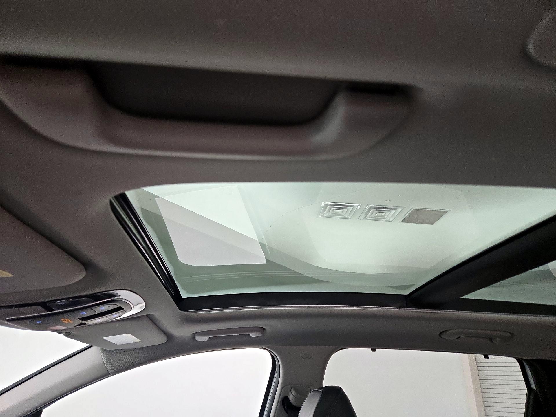 Thumbnail: 2023 Hyundai Santa Fe - 20