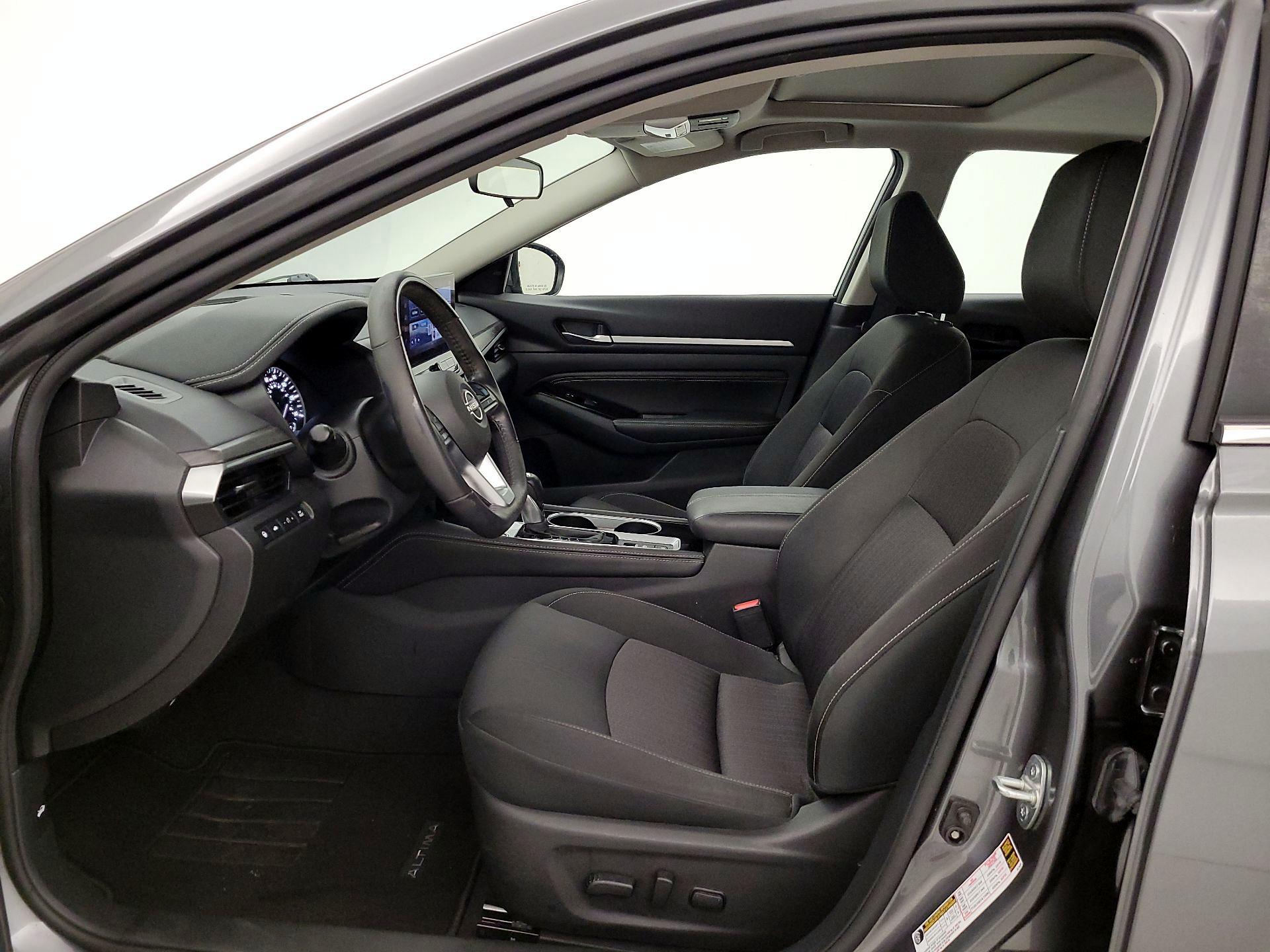 Thumbnail: 2023 Nissan Altima - 11