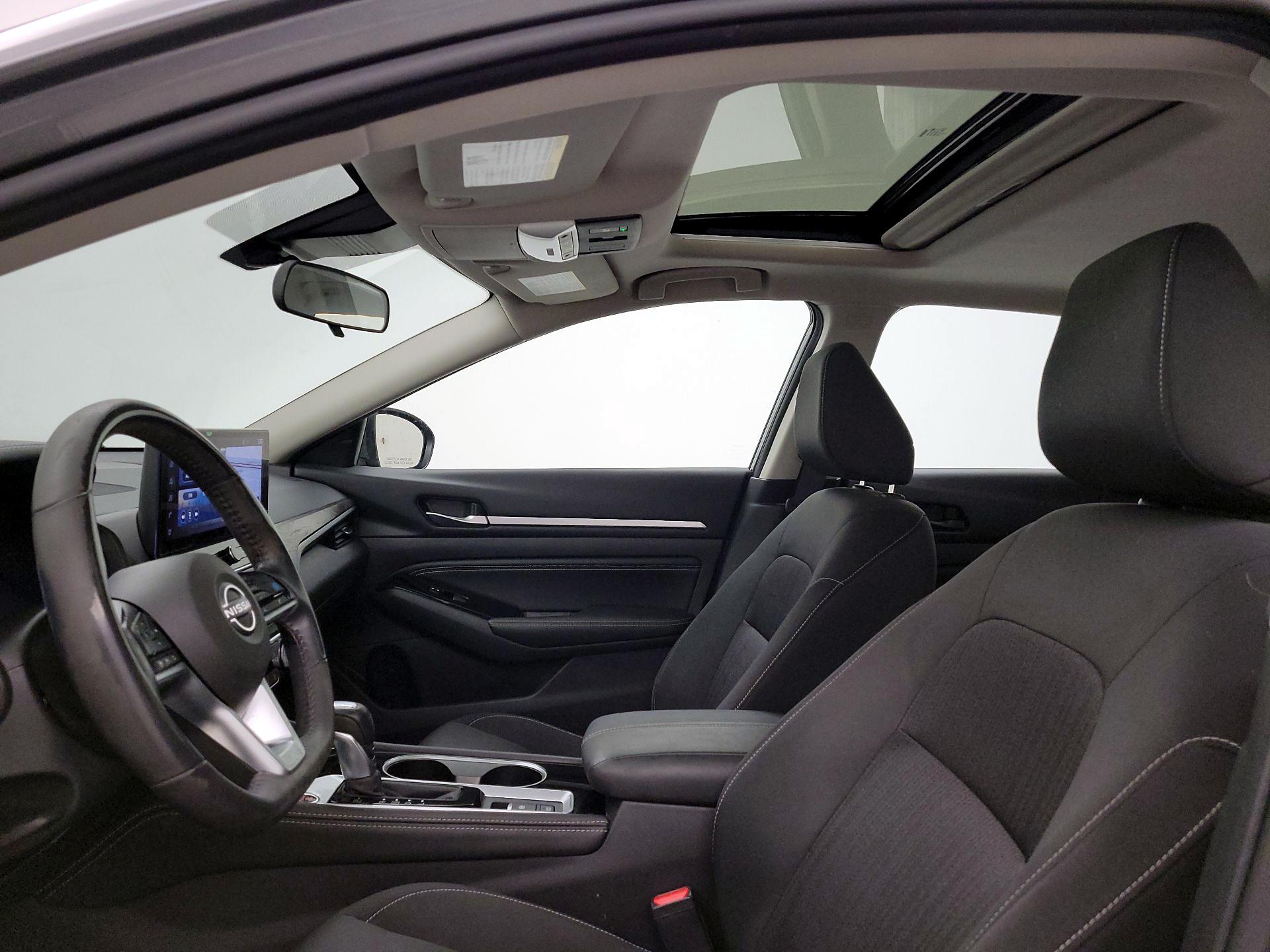 Thumbnail: 2023 Nissan Altima - 20