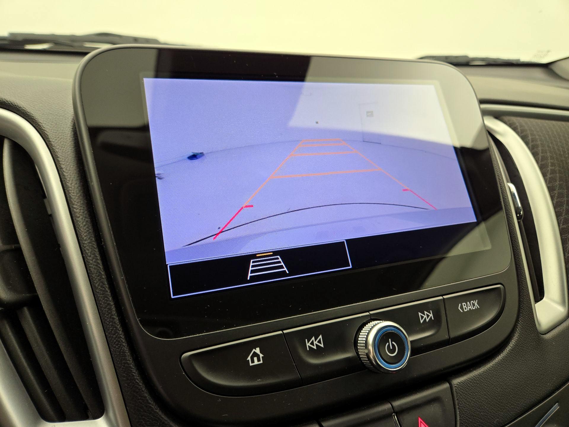 Thumbnail: 2023 Chevrolet Malibu - 14