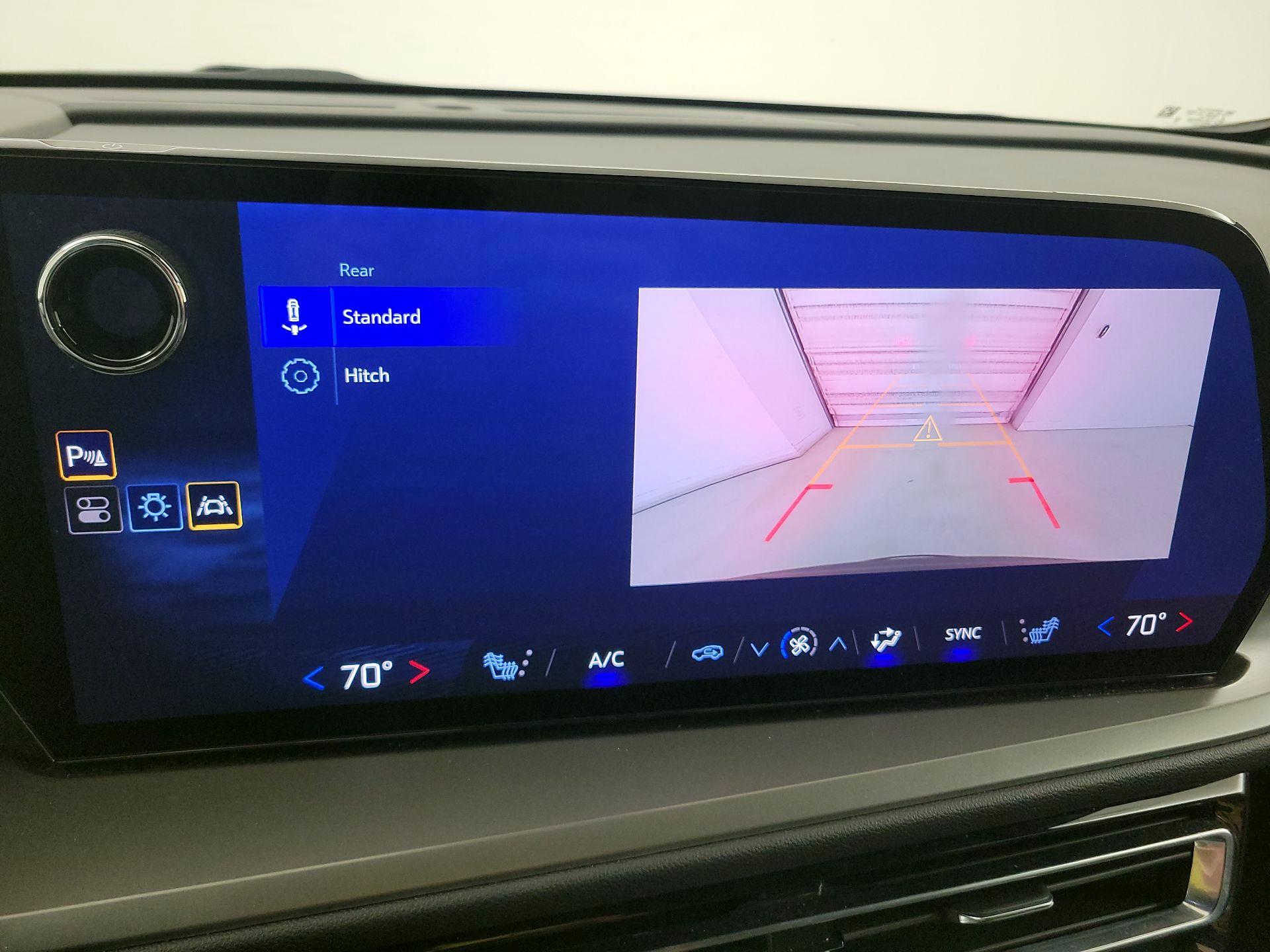 Thumbnail: 2025 Chevrolet Traverse - 14