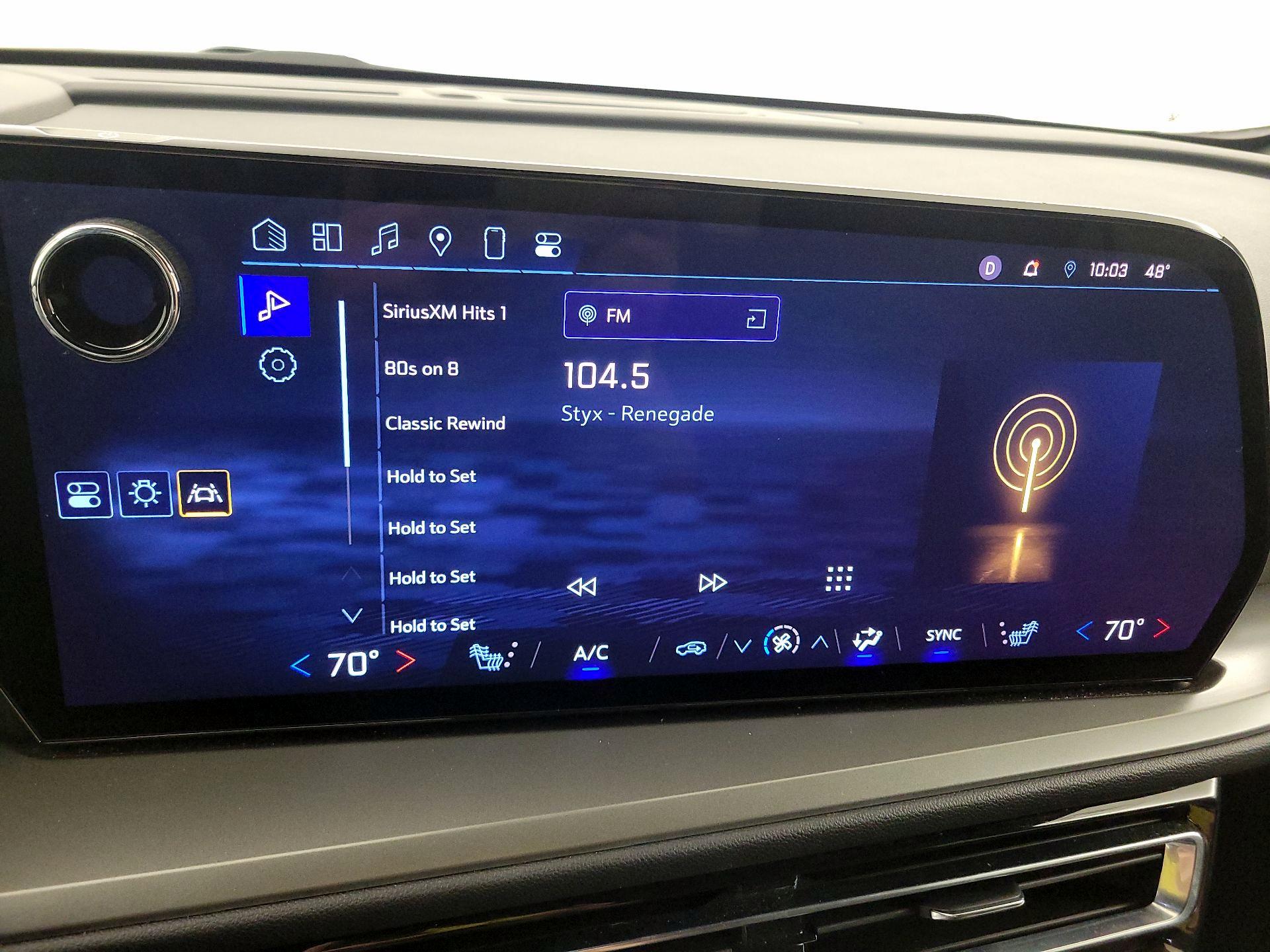 Thumbnail: 2025 Chevrolet Traverse - 15