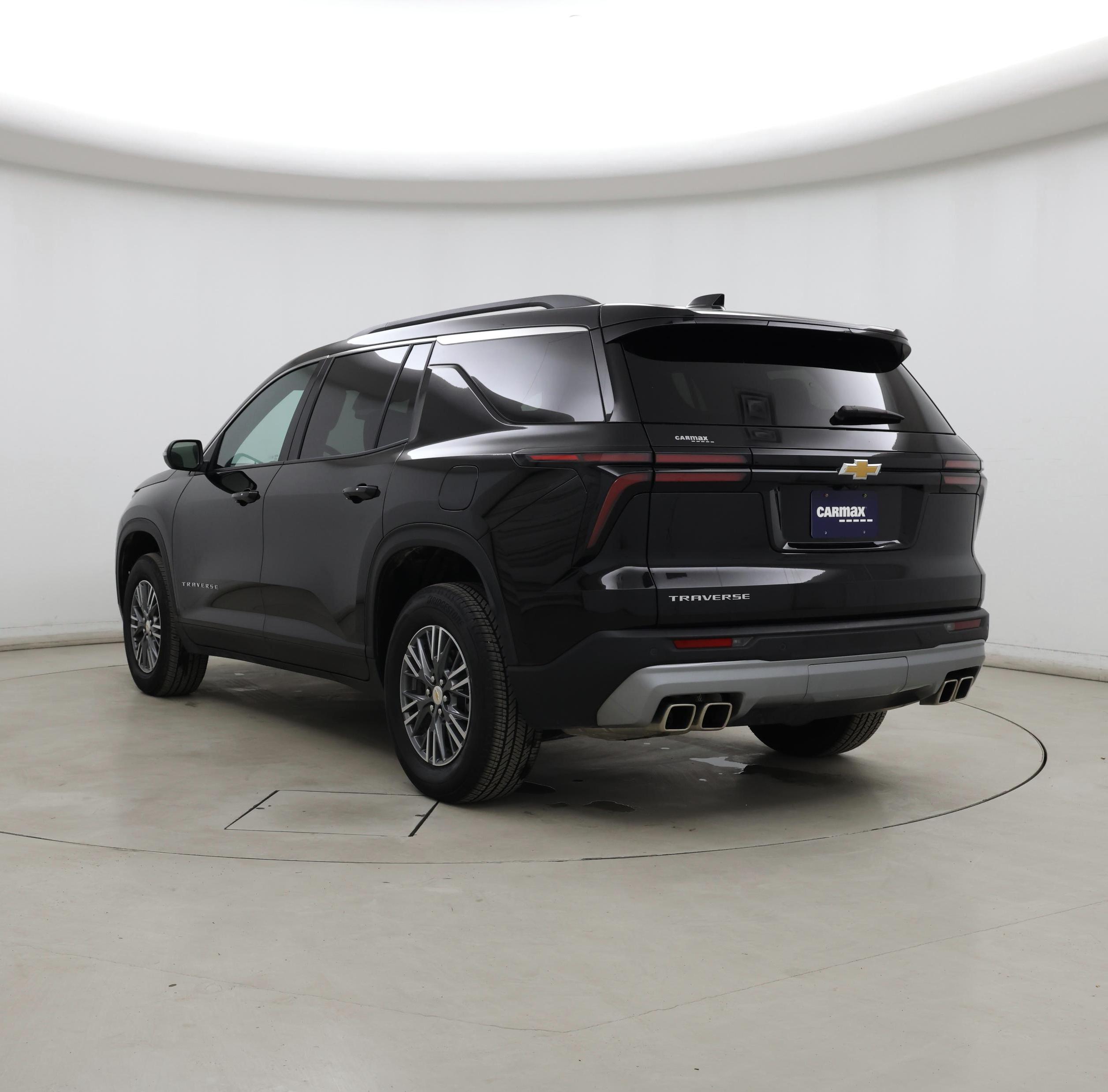 Thumbnail: 2025 Chevrolet Traverse - 2