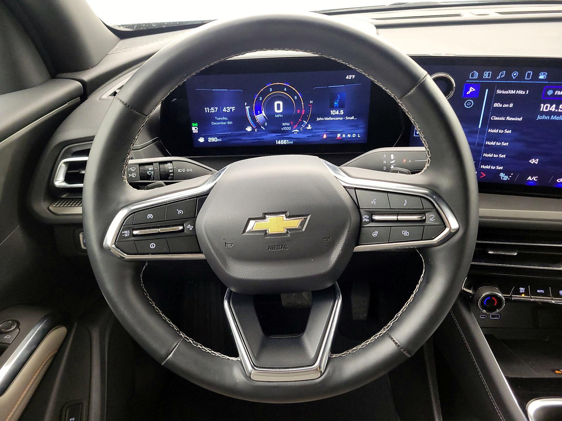 Thumbnail: 2025 Chevrolet Traverse - 10