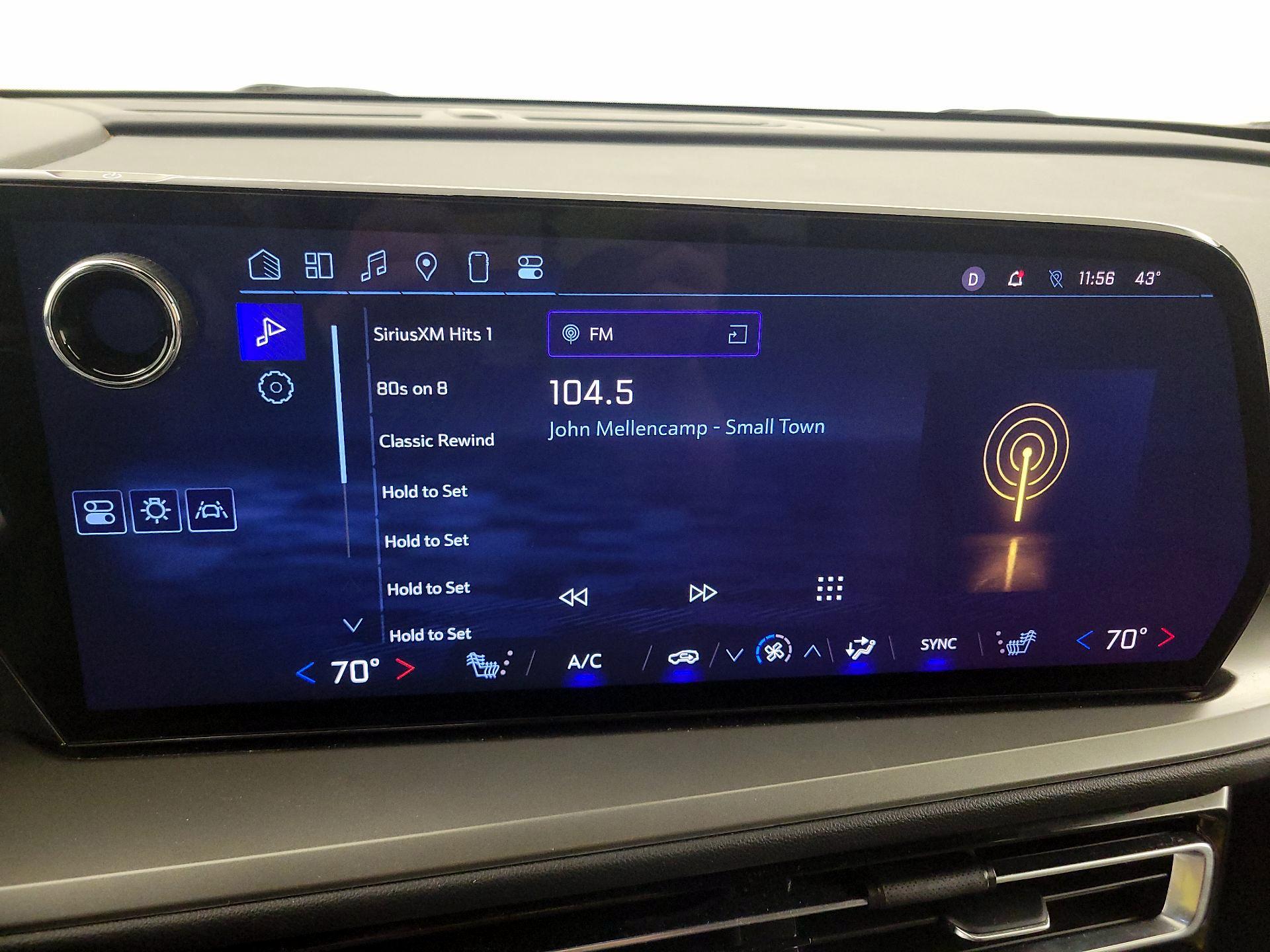 Thumbnail: 2025 Chevrolet Traverse - 15