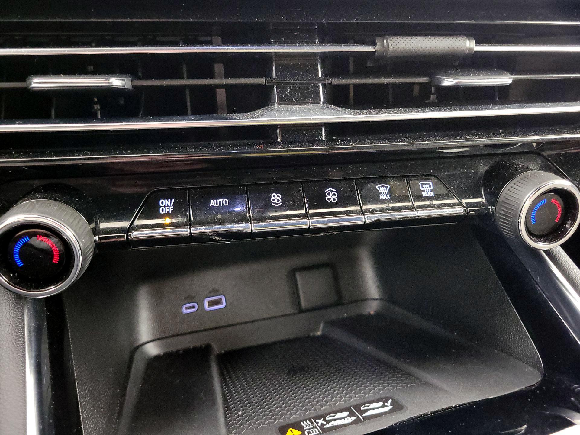 Thumbnail: 2025 Chevrolet Traverse - 16