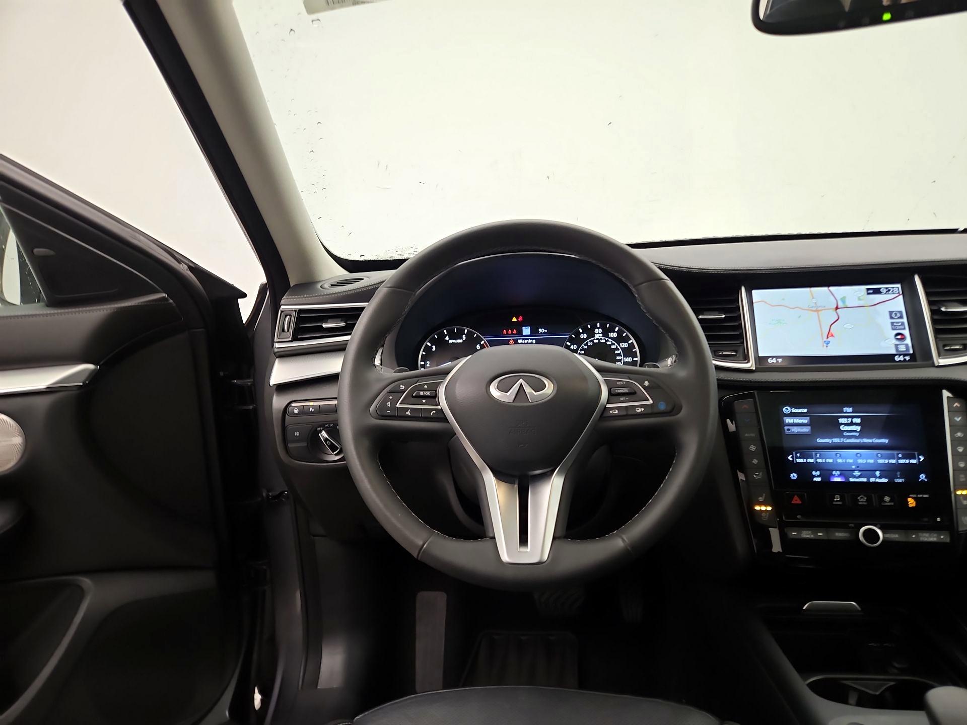 Thumbnail: 2022 INFINITI QX50 - 10