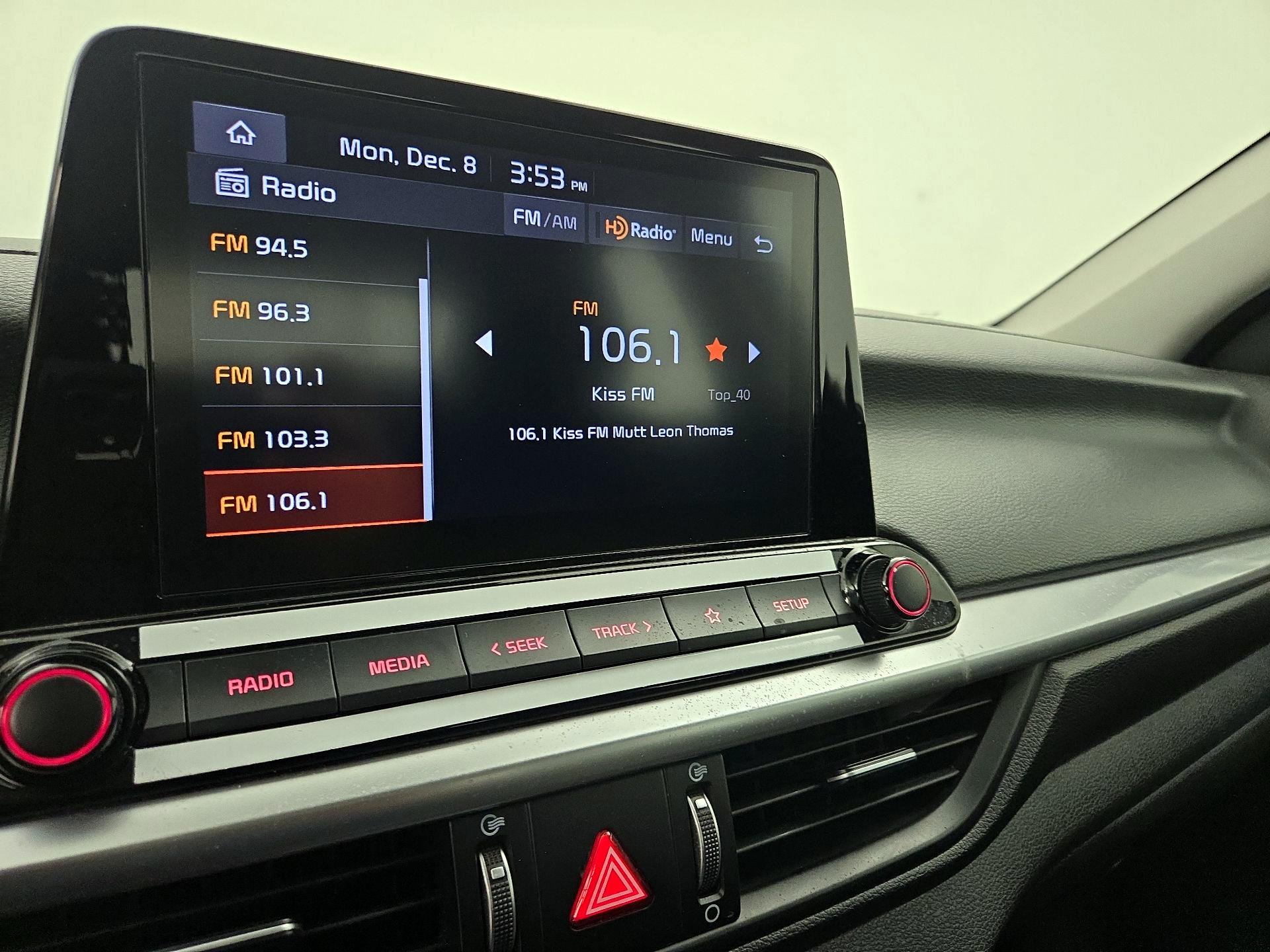 Thumbnail: 2023 Kia Forte - 15