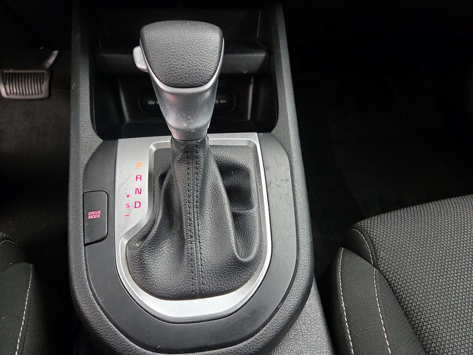 Thumbnail: 2023 Kia Forte - 17