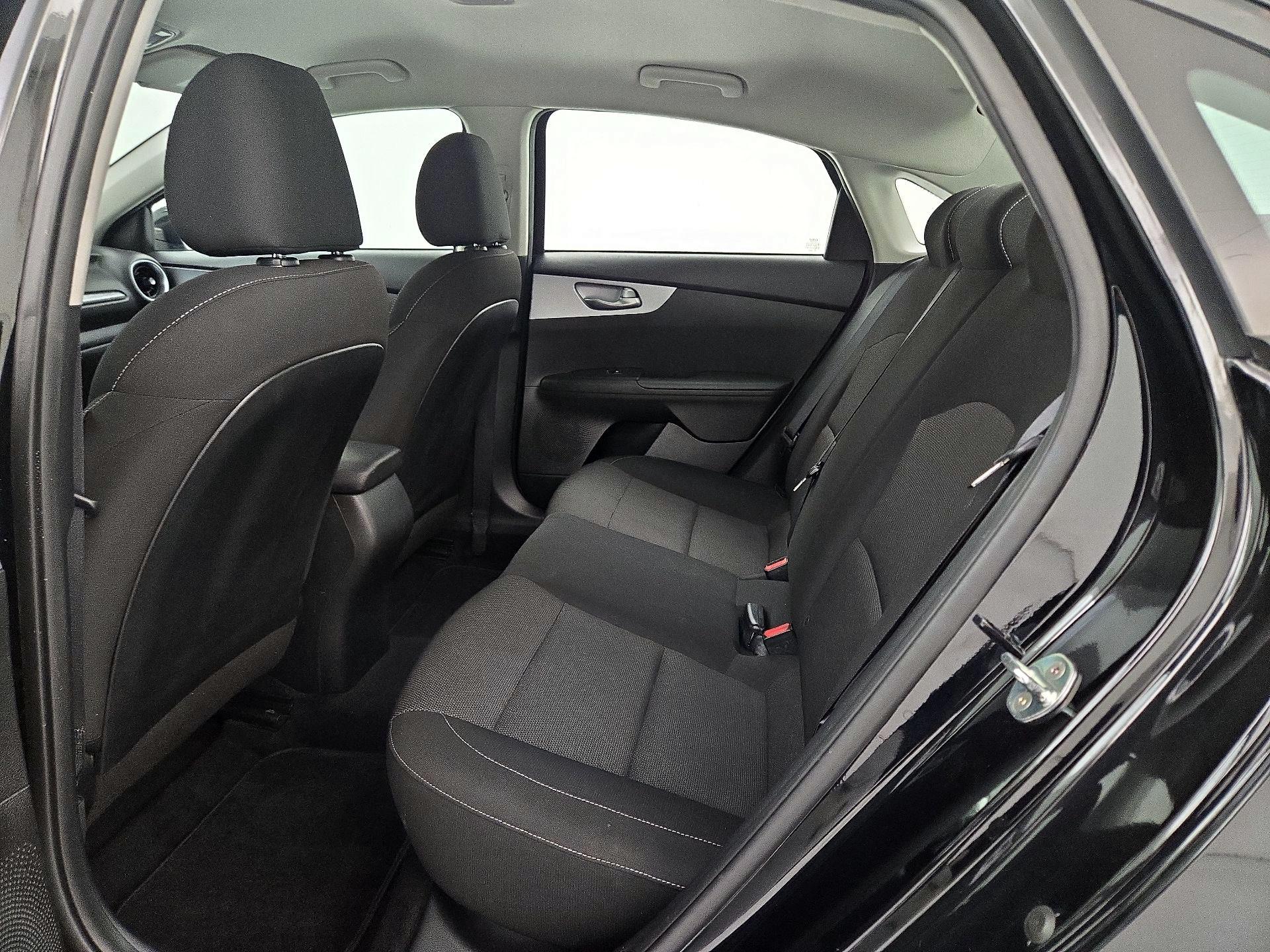 Thumbnail: 2023 Kia Forte - 19