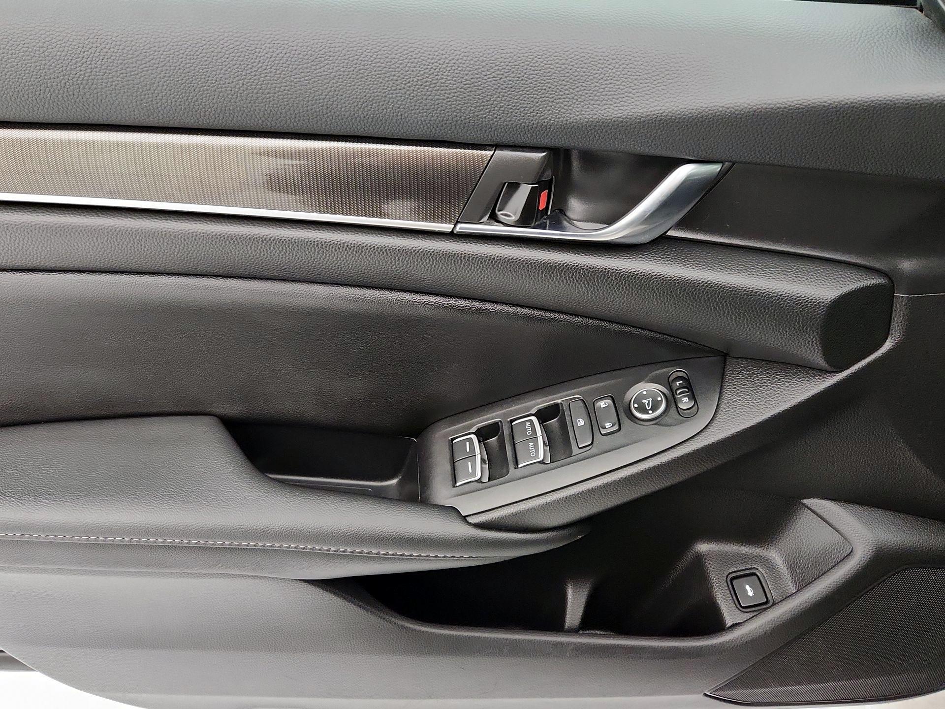 Thumbnail: 2022 Honda Accord - 12