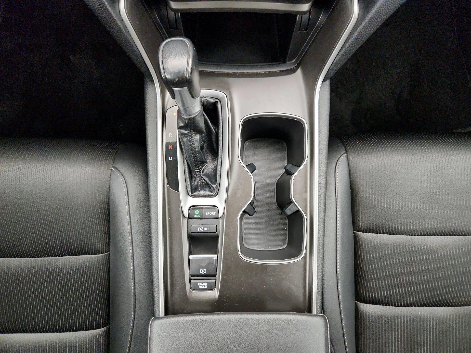 Thumbnail: 2022 Honda Accord - 17