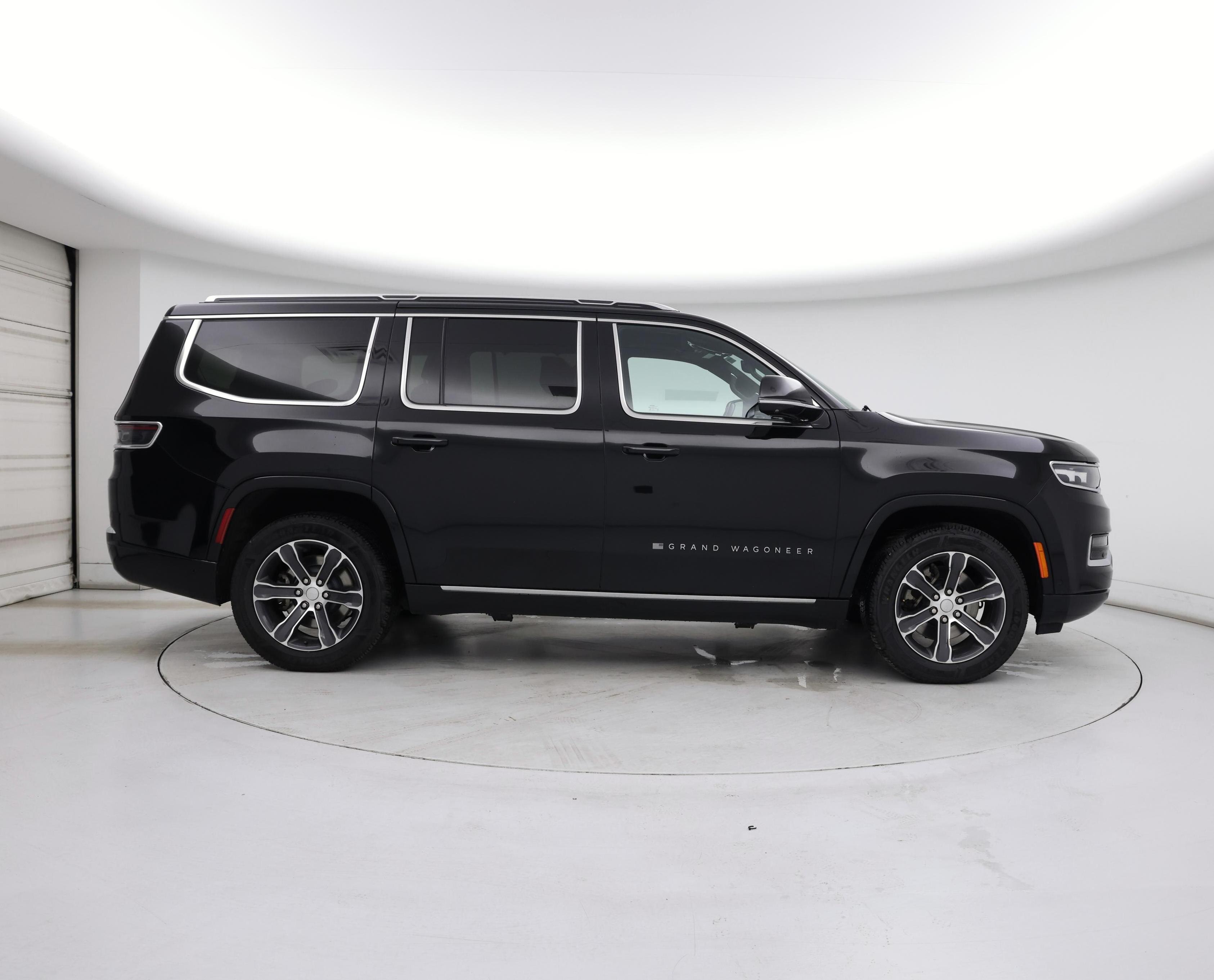 Thumbnail: 2022 Jeep Grand Wagoneer - 7