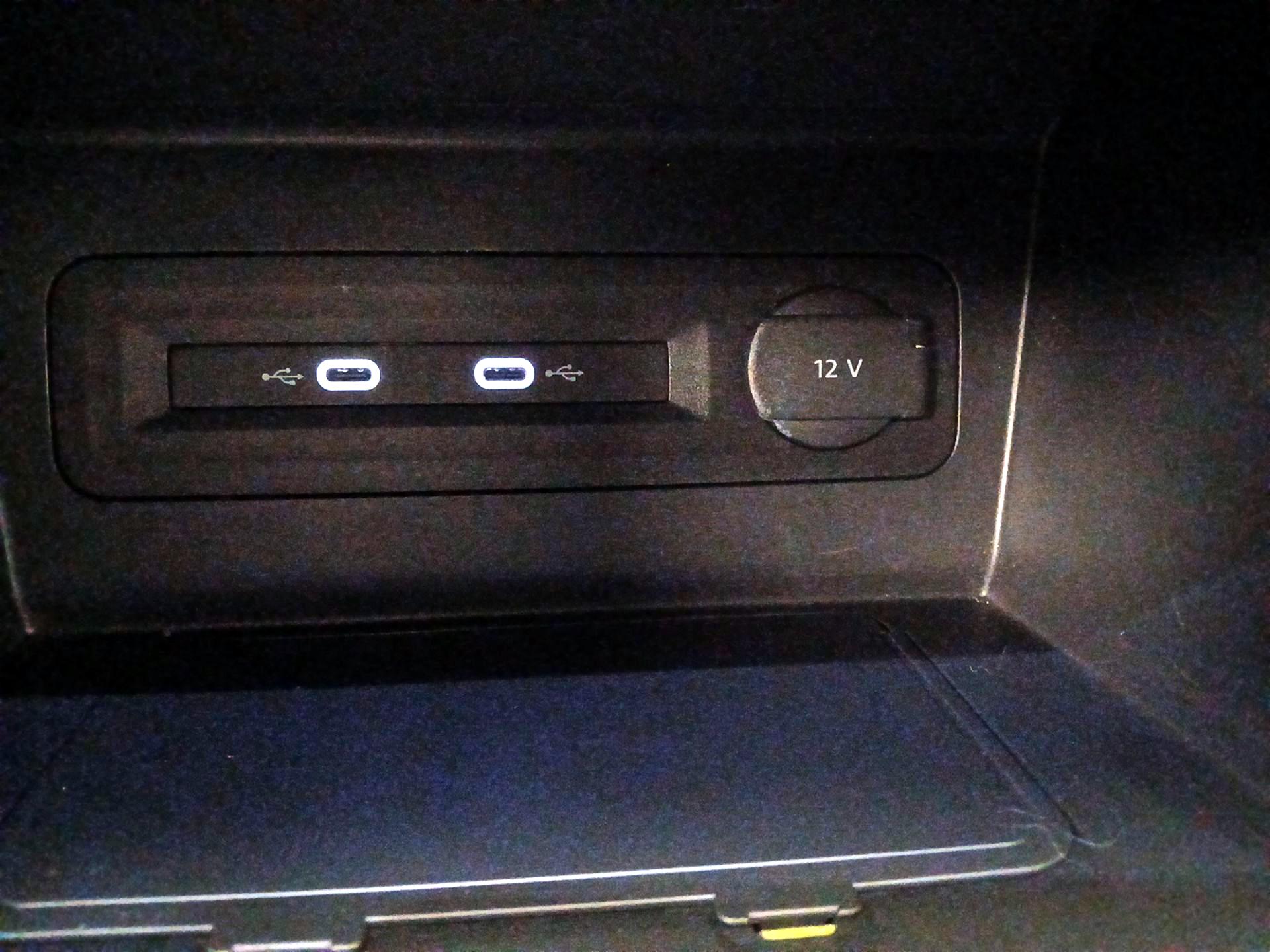 Thumbnail: 2020 Volkswagen Atlas - 18