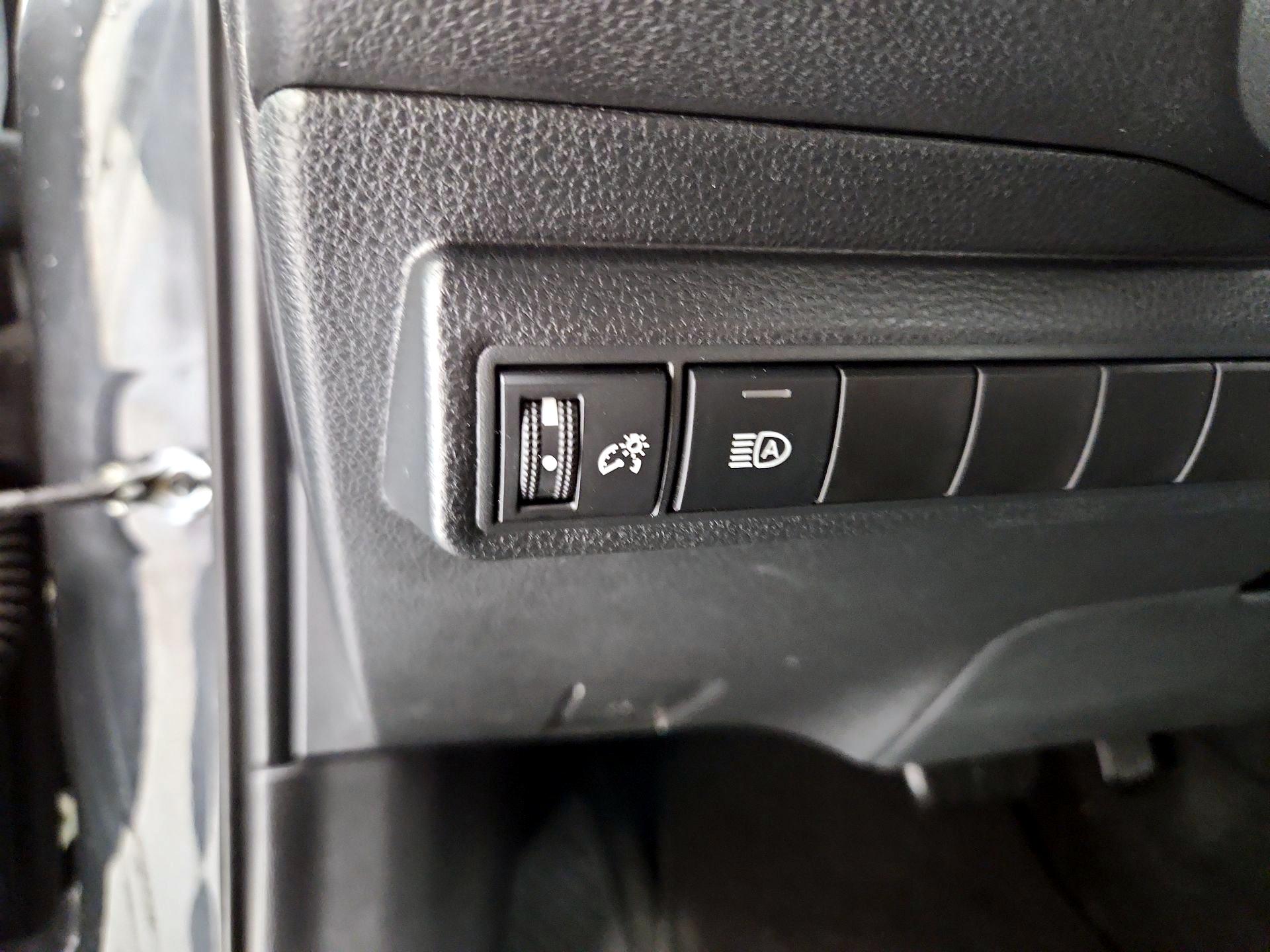 Thumbnail: 2023 Toyota Corolla - 13