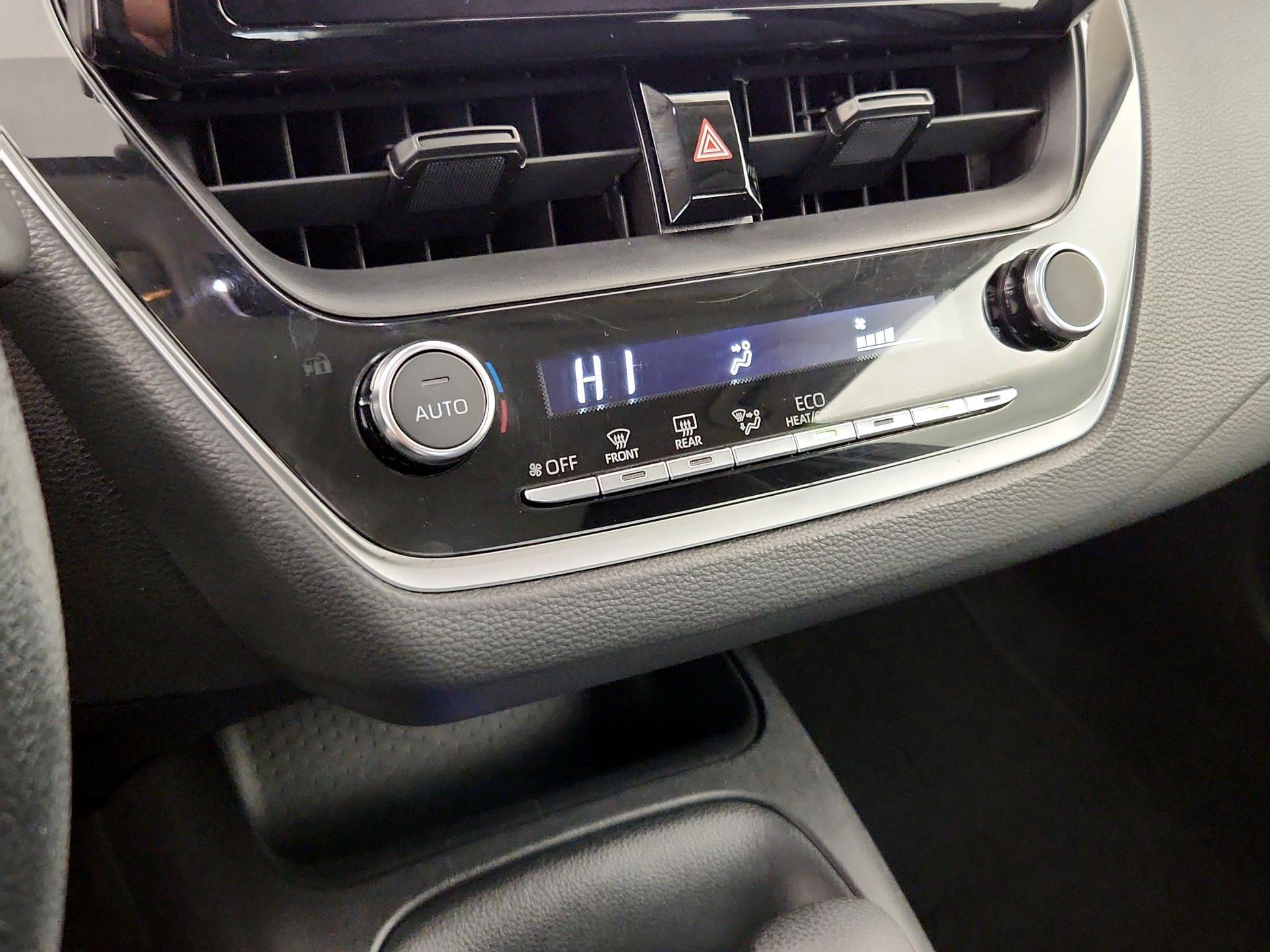 Thumbnail: 2023 Toyota Corolla - 17