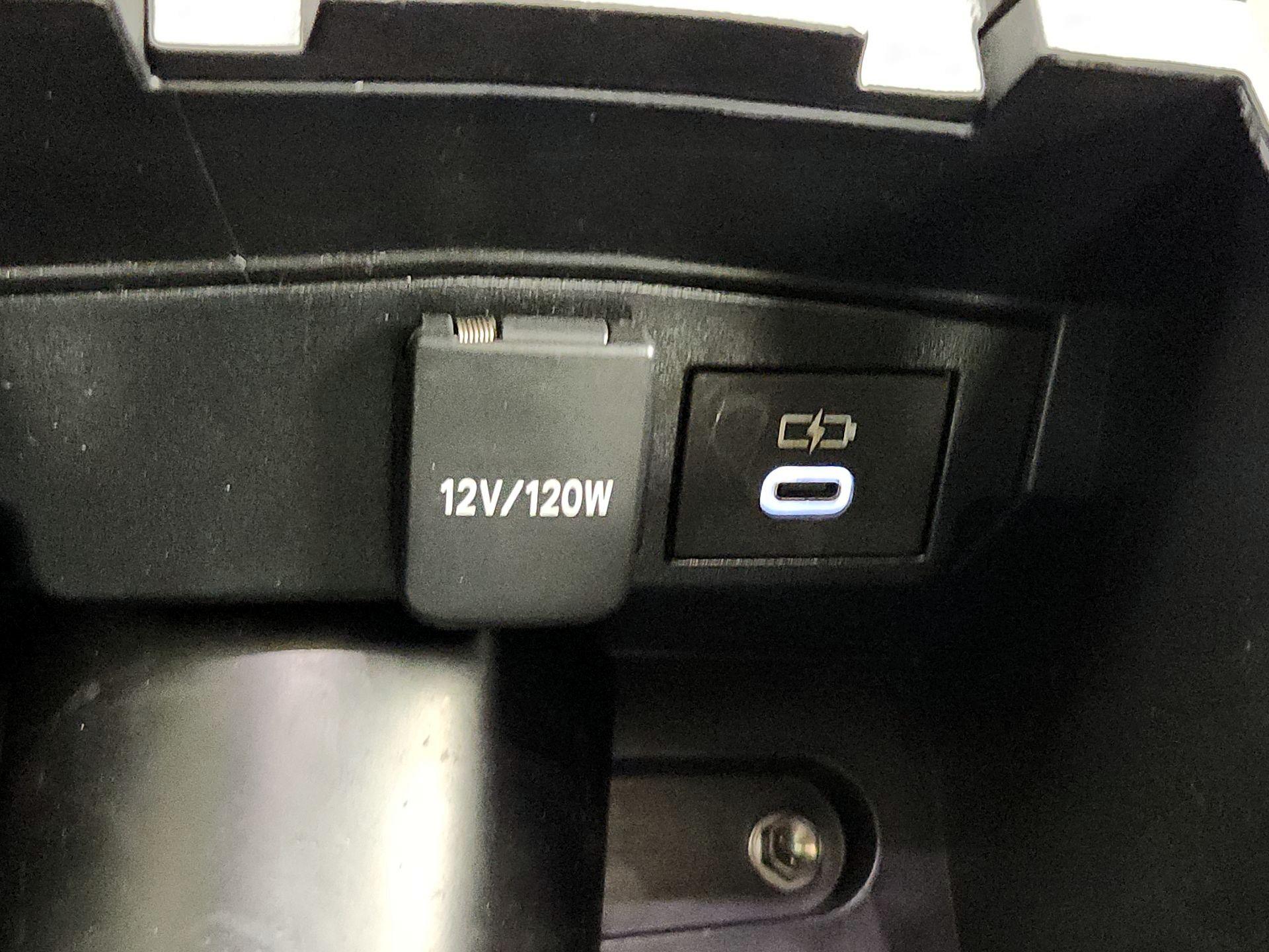 Thumbnail: 2023 Toyota Corolla - 18