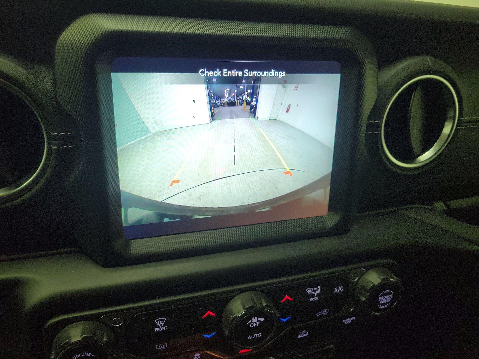 Thumbnail: 2021 Jeep Wrangler - 15