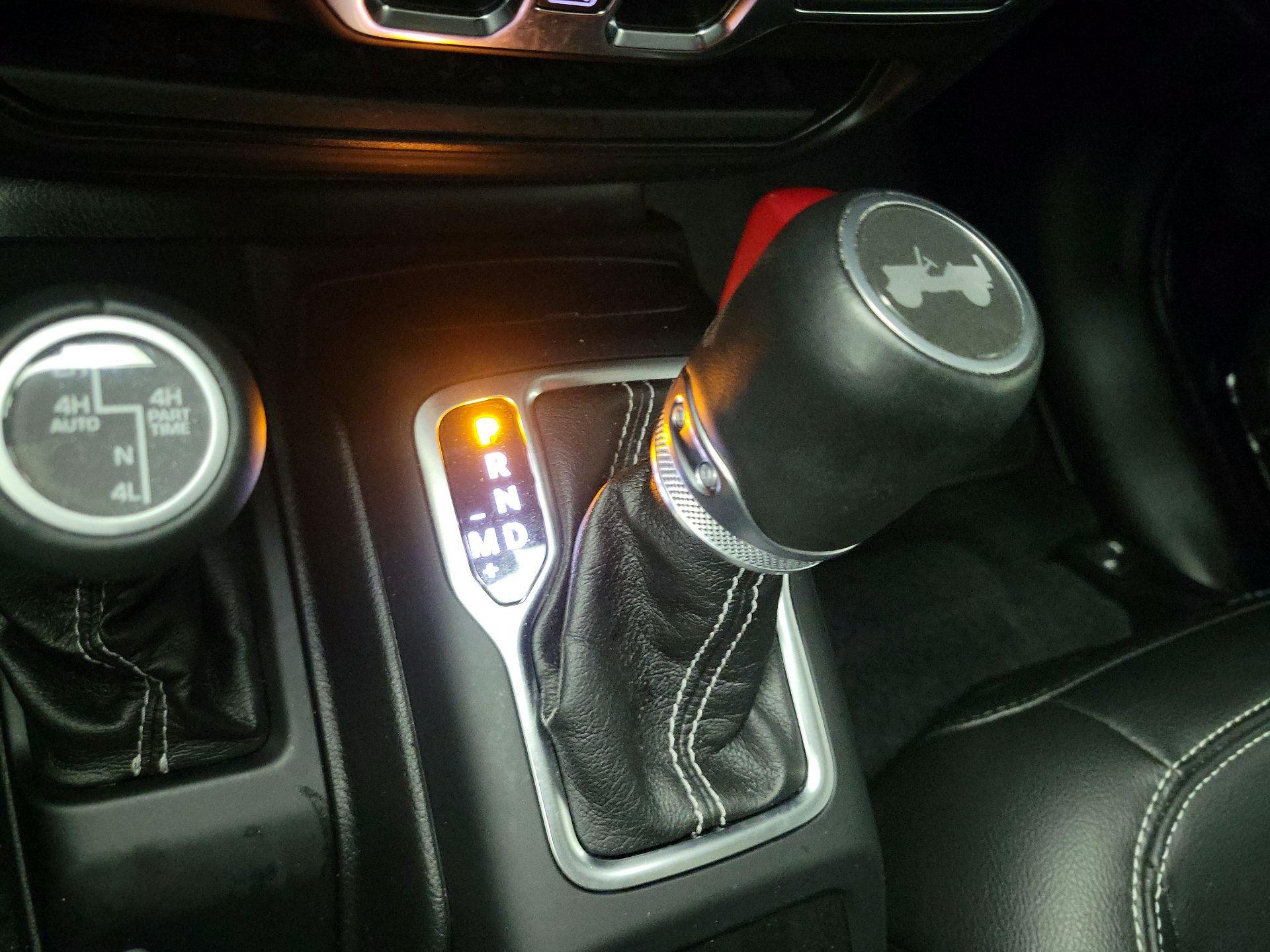 Thumbnail: 2021 Jeep Wrangler - 18