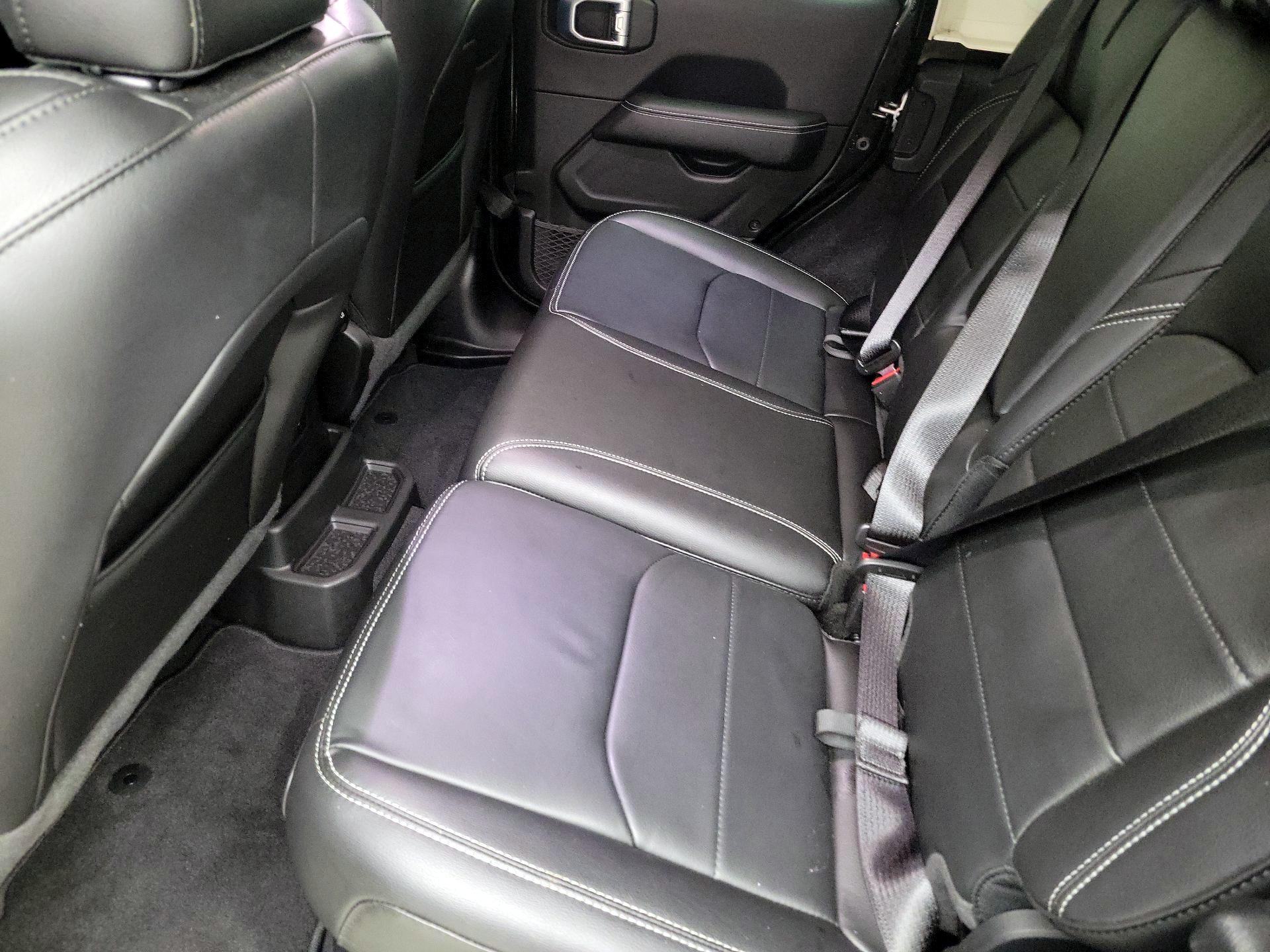 Thumbnail: 2021 Jeep Wrangler - 20