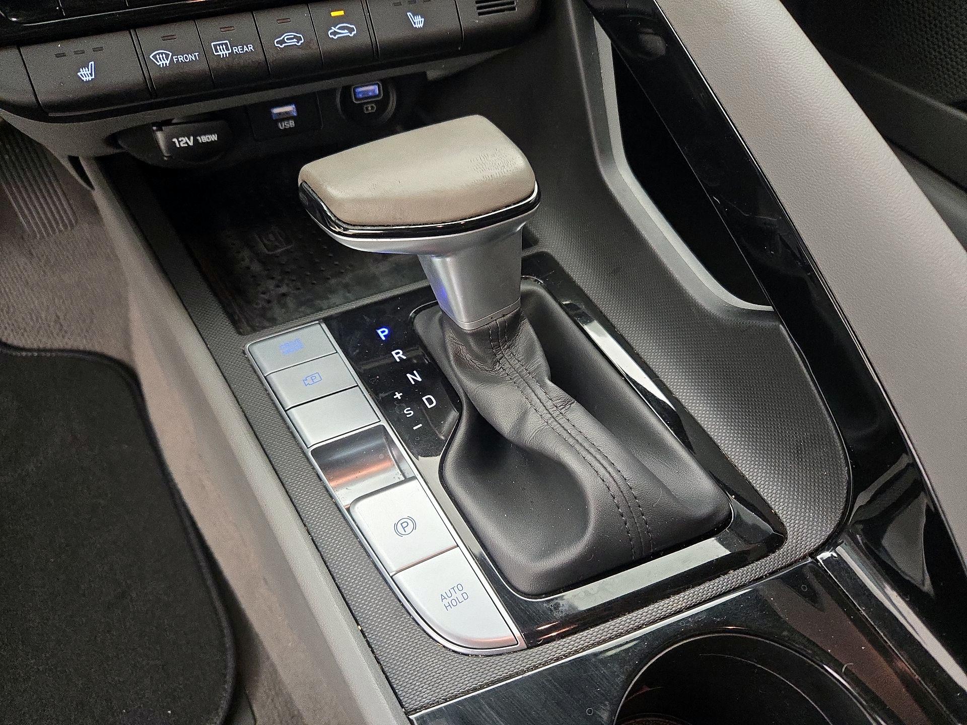 Thumbnail: 2021 Hyundai Elantra - 17