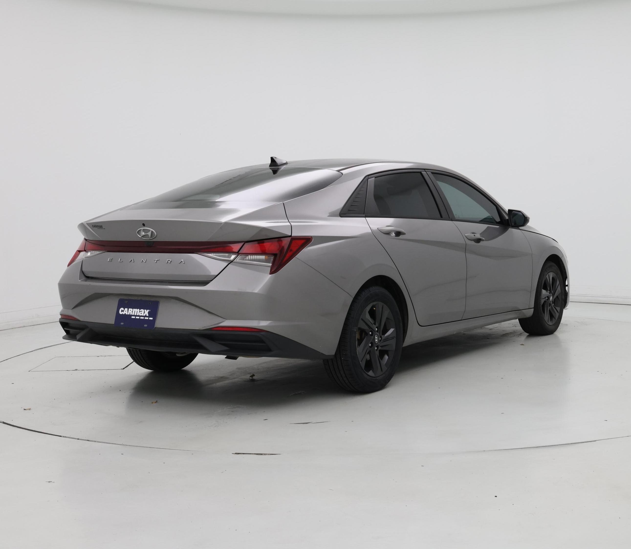 Thumbnail: 2021 Hyundai Elantra - 8